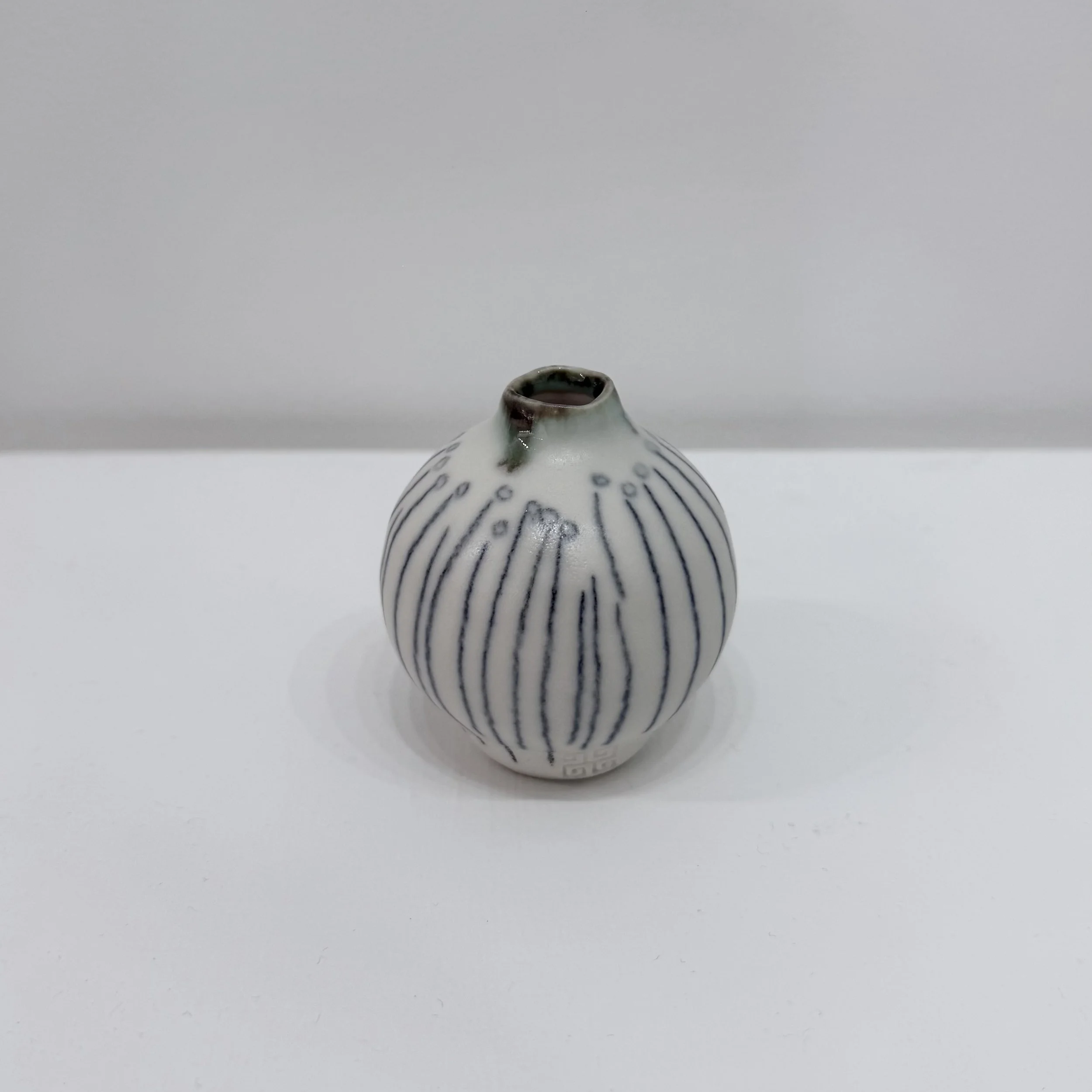 Sarah Cooling- SC10- side view.jpg