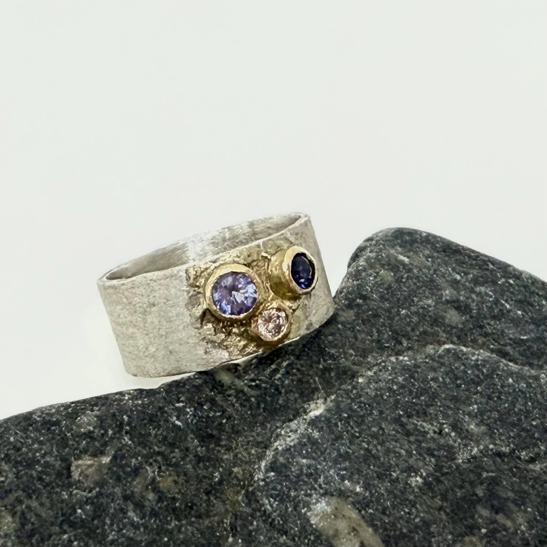 Barnacle Ring with Blue Sapphires and Diamond