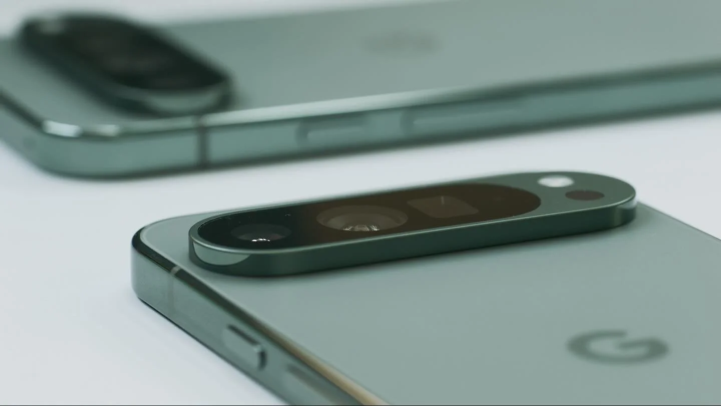 Google Pixel | Humans Behind The Hardware 

It was a pleasure to lens this one up for Google Japan in both Tokyo and Mountain View, CA. Thanks for having me aboard @nakamafilm and @anthonyyanohays.

CLIENT: Google Japan 
AGENCY: Hakuhodo
PRODUCTION C