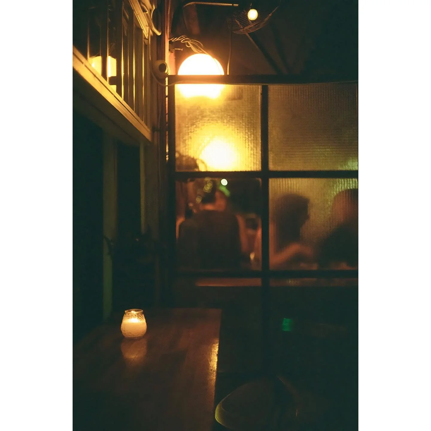 &ldquo;After hours&rdquo;

Athens, Greece 2022

#filmisnotdead #kodak #35mm #35mmfilmphotography #olympus #olympusom1 #zuiko35mmf2 #greece #athens #nightphotography #athena