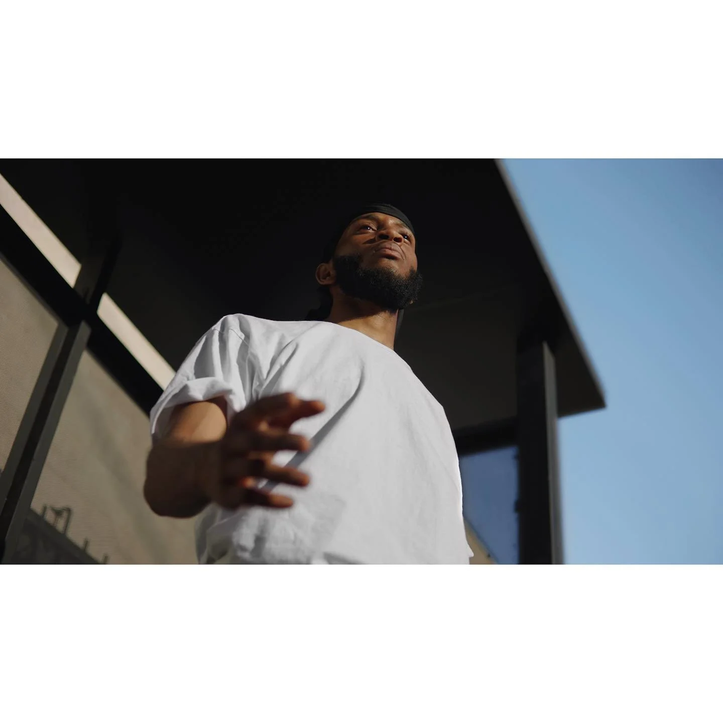 Stills from an unreleased video for Josh Pan. Shot back in August 2020, there was just too much work that went into this for it to not see the light of day. Special shout-out to director @anthonyyanohays and VFX artist @michy.depote for getting this 