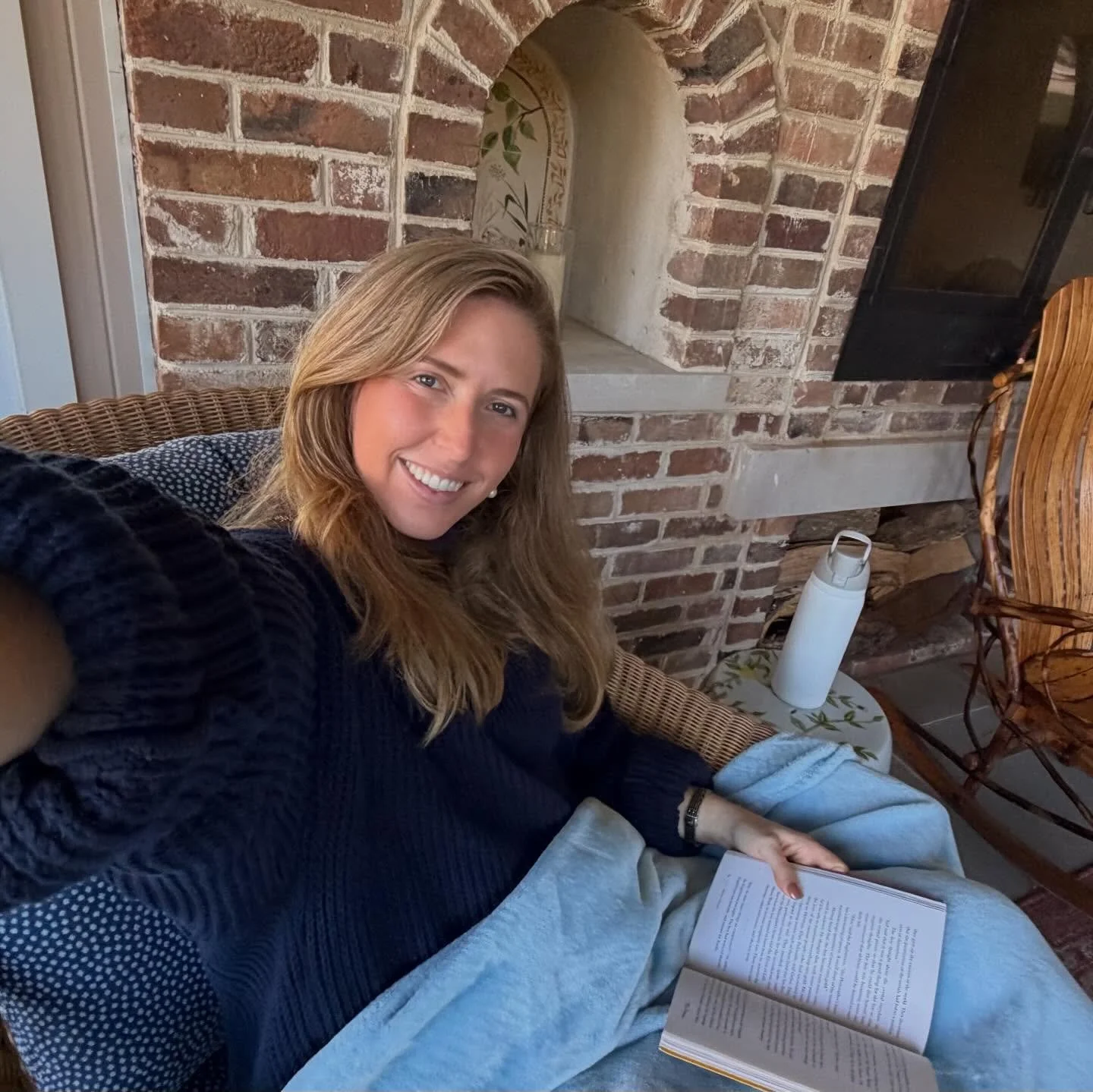 The sweetest season ✨🍁 Coming home from Spain and soaking in every cozy fall moment &mdash; slow mornings, crisp air, family dinners, and baby girl growing strong 🍼🤎 Grateful for time with friends, hometown roots, and a heart that feels full. 🐎🍂