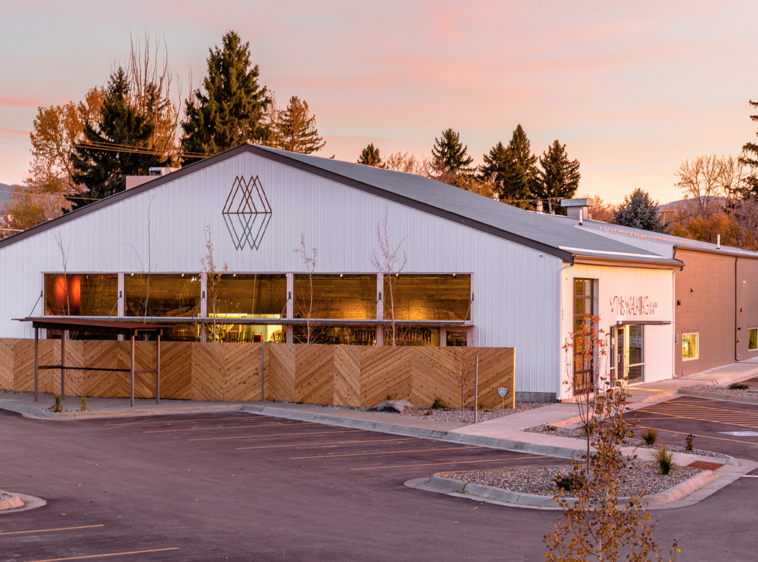 mw-exterior.png