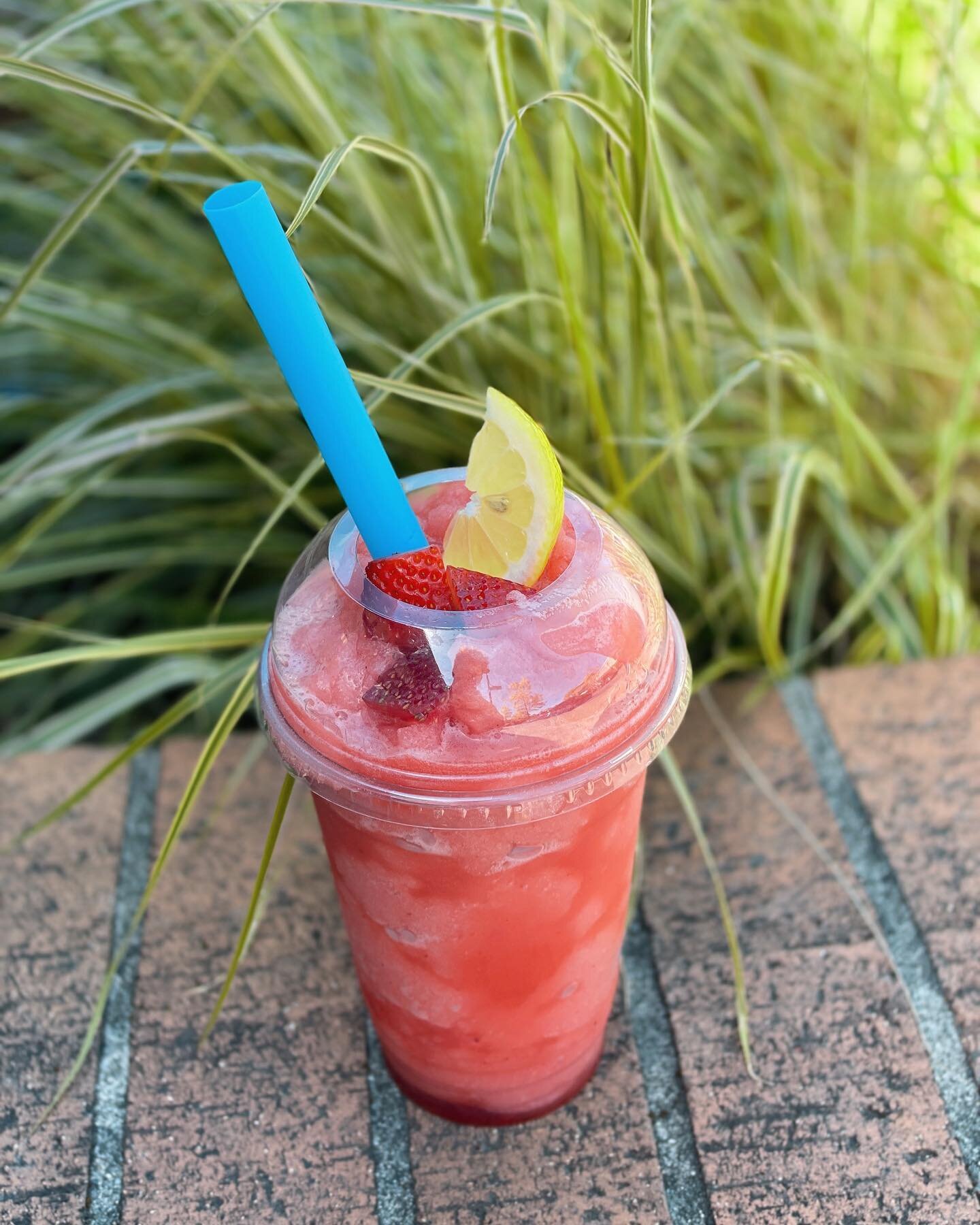 McBees Frozen Strawberry Lemonade just in time. #mcbees #lemonade #shakes #crepes