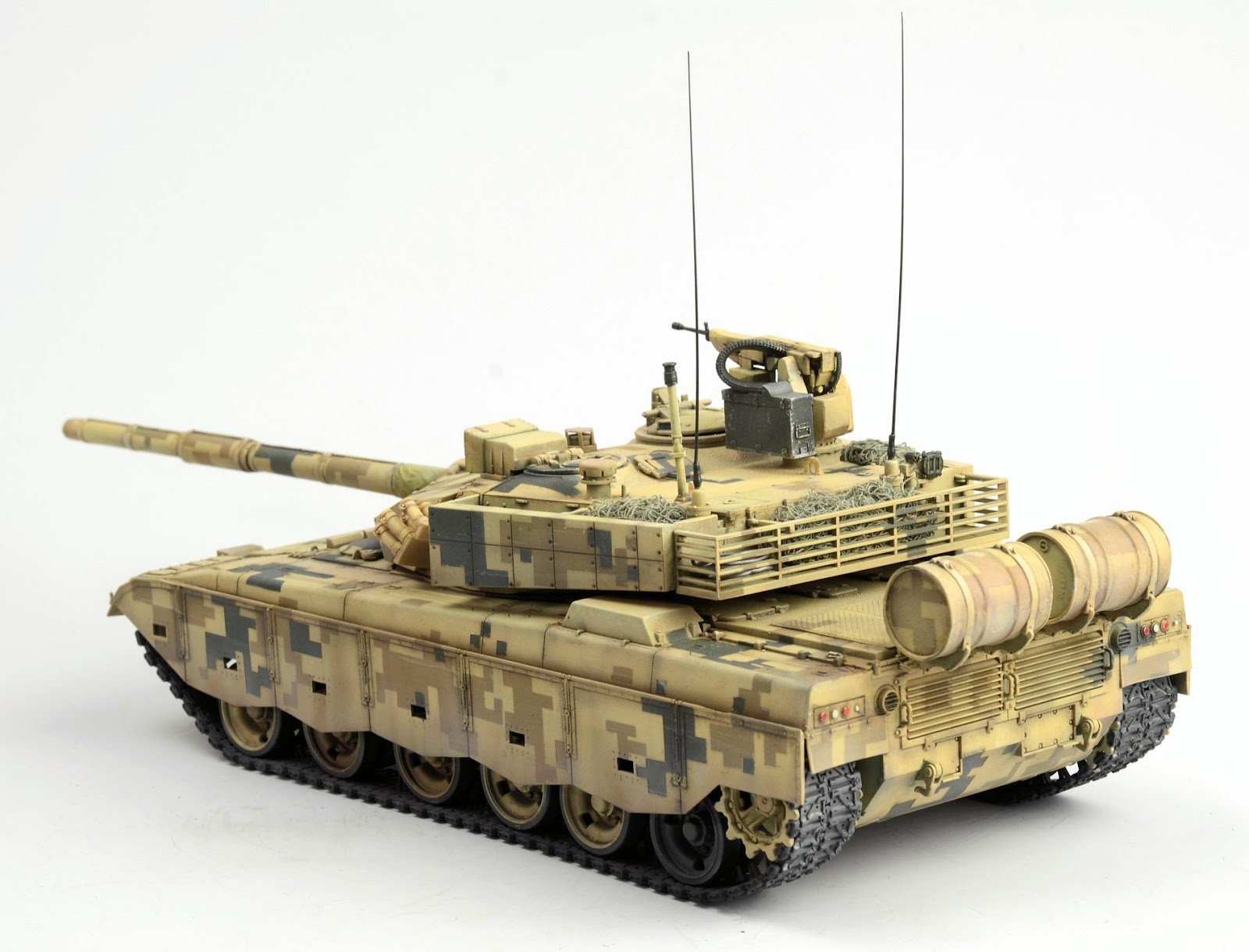 ZTZ96B Chinese MBT - MENG – 1/35