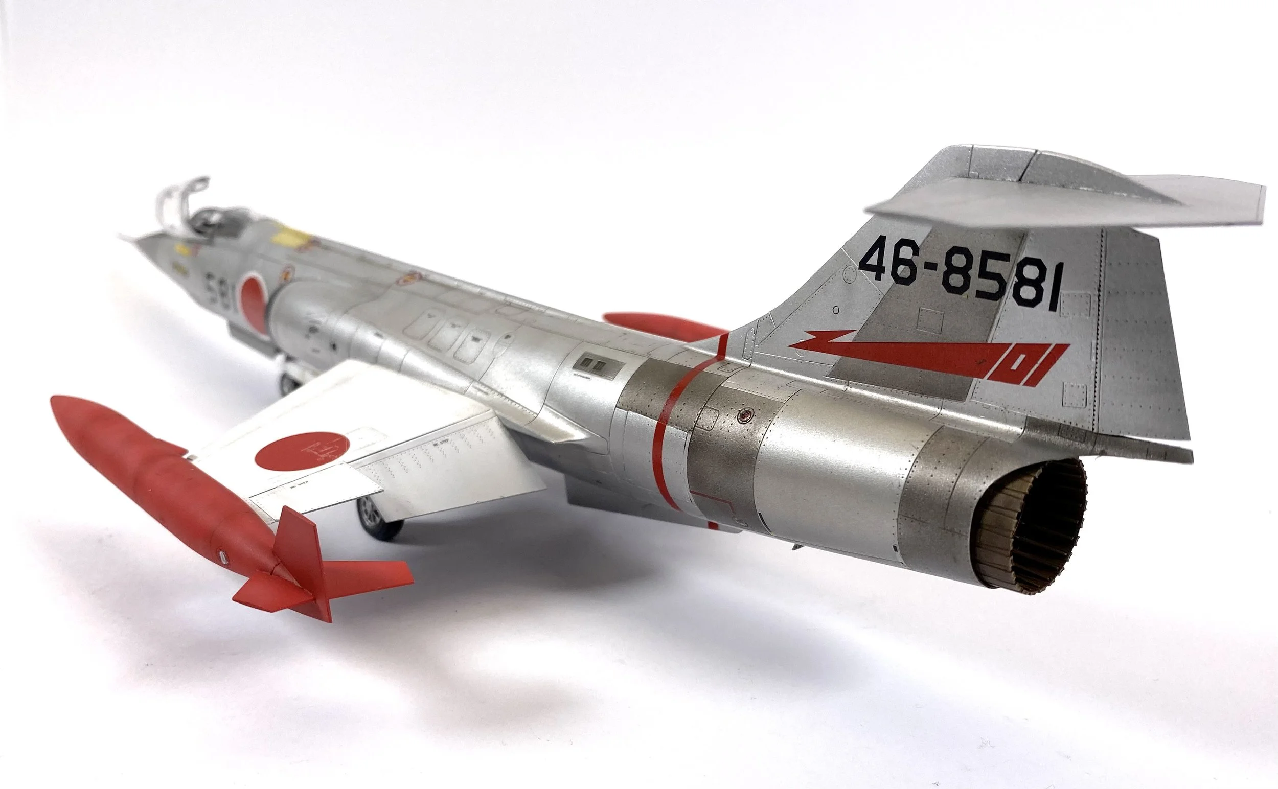 F-104J Starfighter - Kinetic 1/48 - Showcase