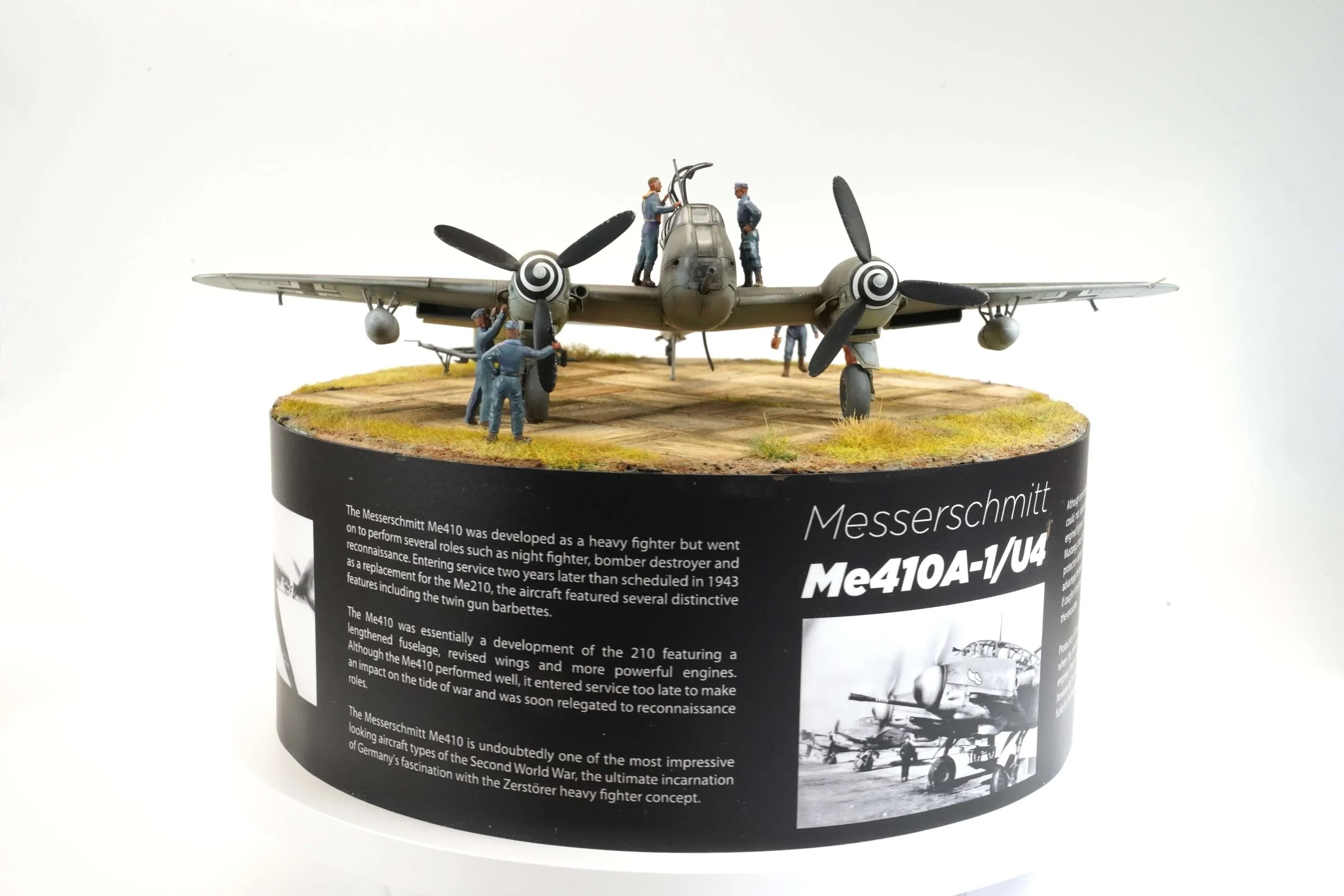 Airfix Me410 DSC04319.JPG