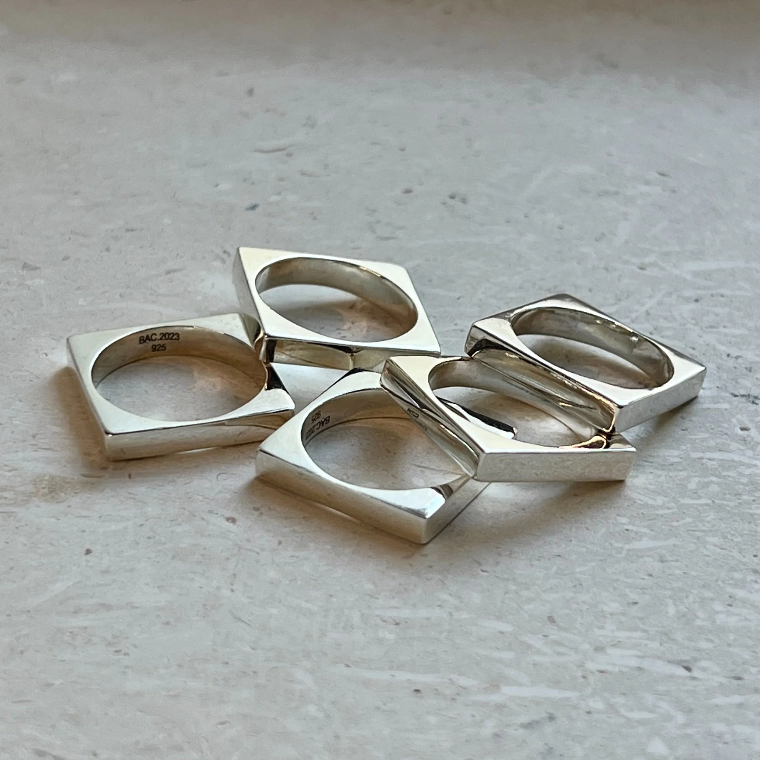 "BÁNH" Ring
