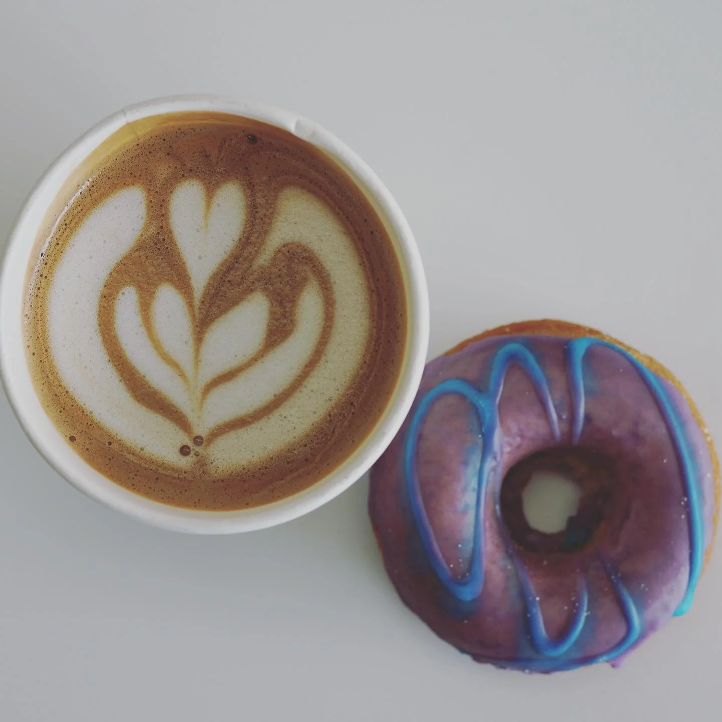 ☕️ + 🍩 = 😋 (and yes, we have both ☕️ + 🍩)

#coffee #coffeelove #specialtycoffee #coffeelover #caffeinefiends #roastedcoffee #caffeineaddict 
#roaster #roasterdaily #coffeeoftheday #dailycoffee #specialtycoffee #mobilecoffee #coffeeofinstagram #cof