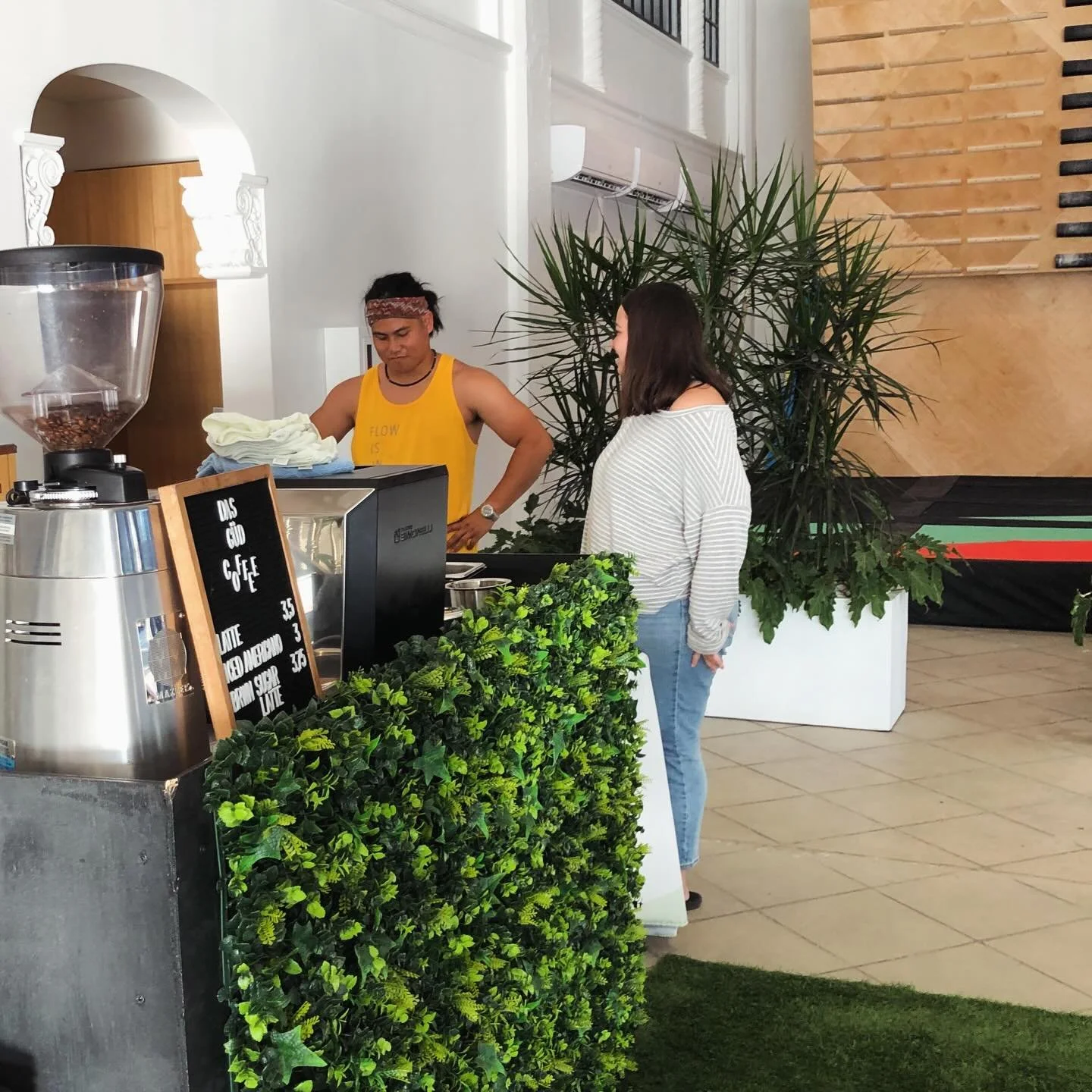 Flashback to the day we set up the not-really-mobile coffee cart for our roaster @dasgudcoffee at a local climbing gym. A new chapter for the company begins soon. Details to come.