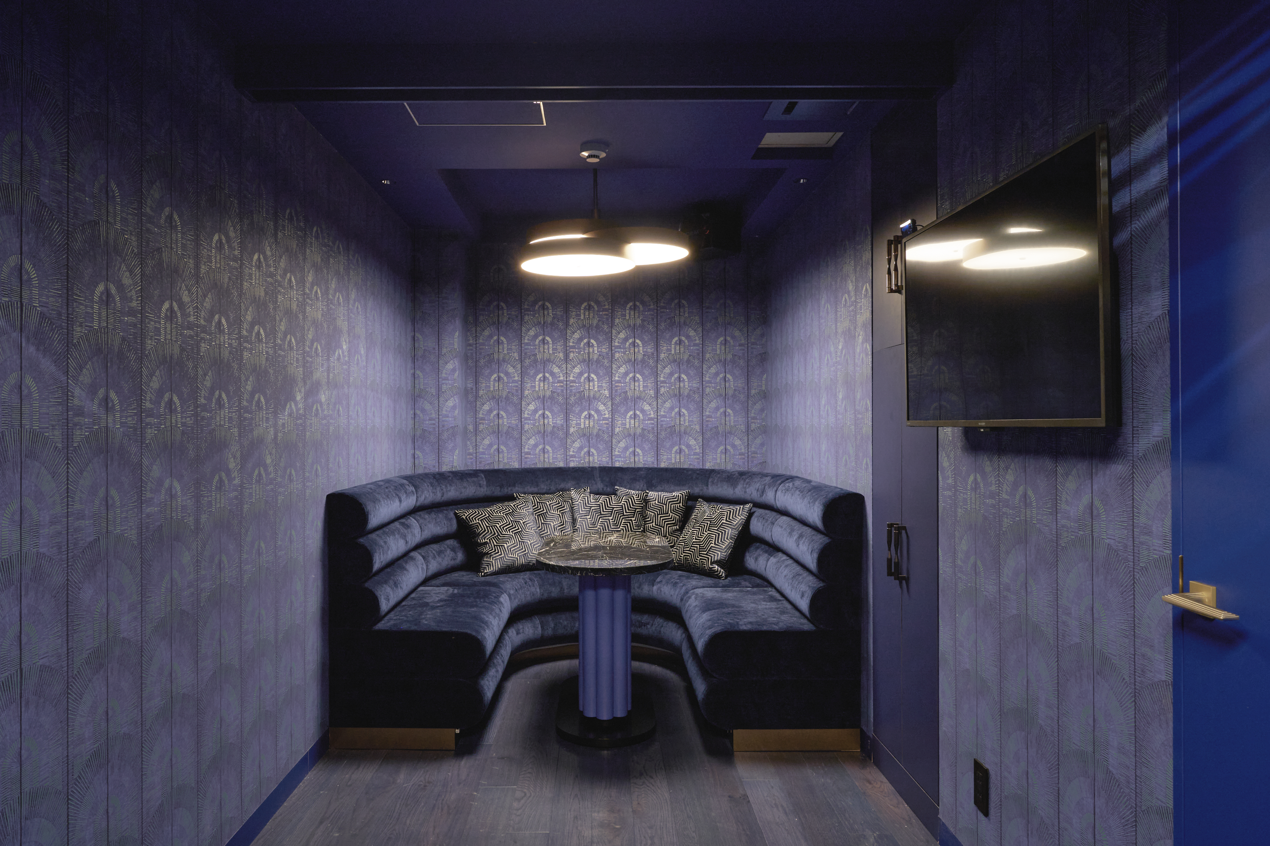 Satin — washi paper arch detail