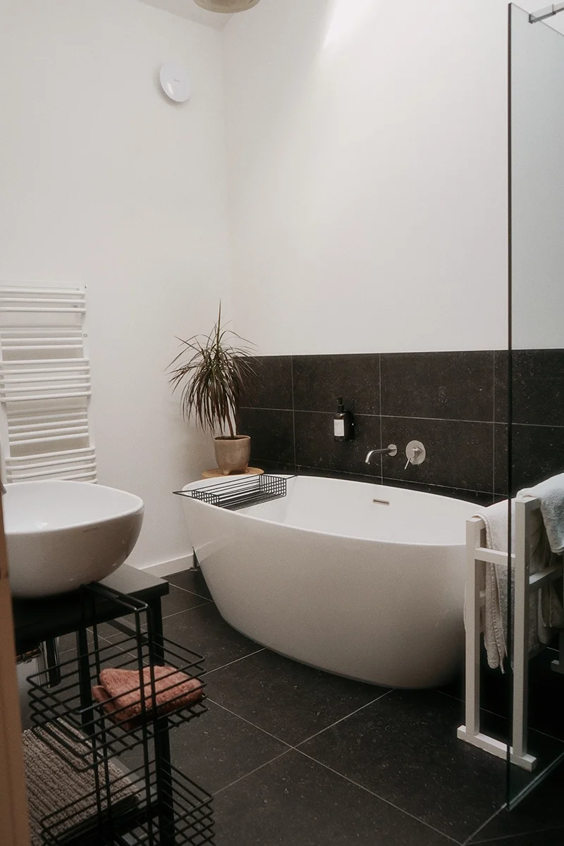 The Grain Store_The Space_Bathrooms_7.webp