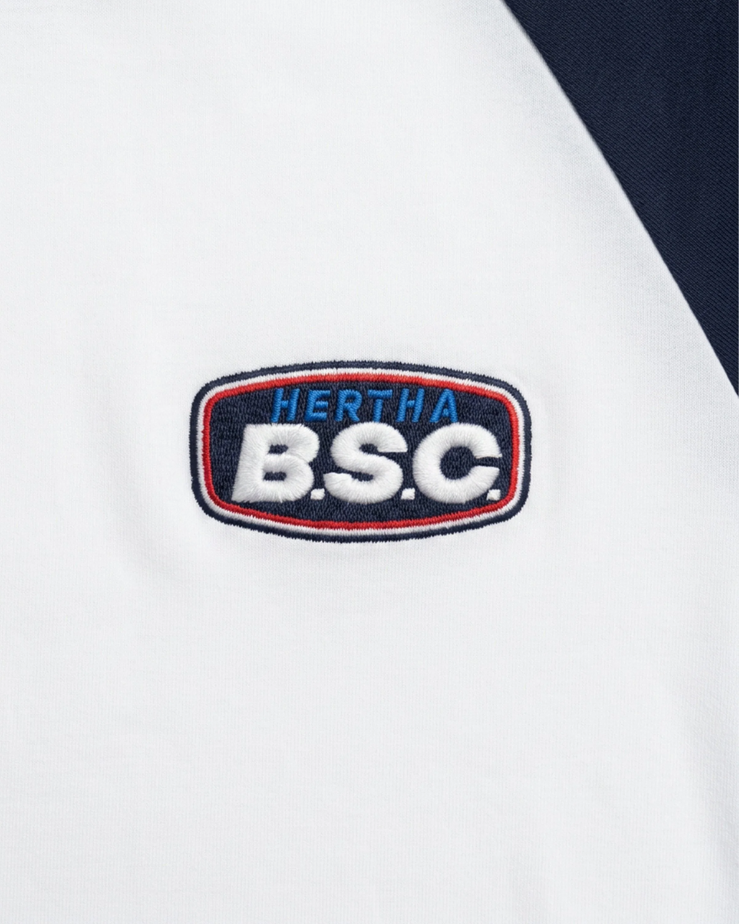 101_racing-collection_boxy_longsleeve_detail.jpg