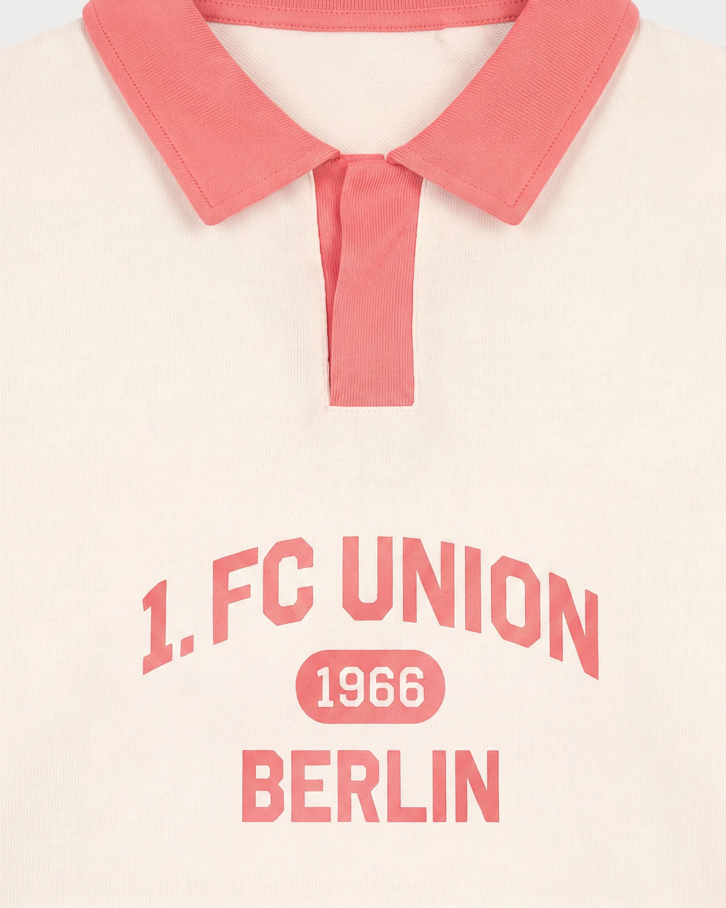 101_beyond-pitch-collection_boxy-cropped-longsleeve_detail.jpeg