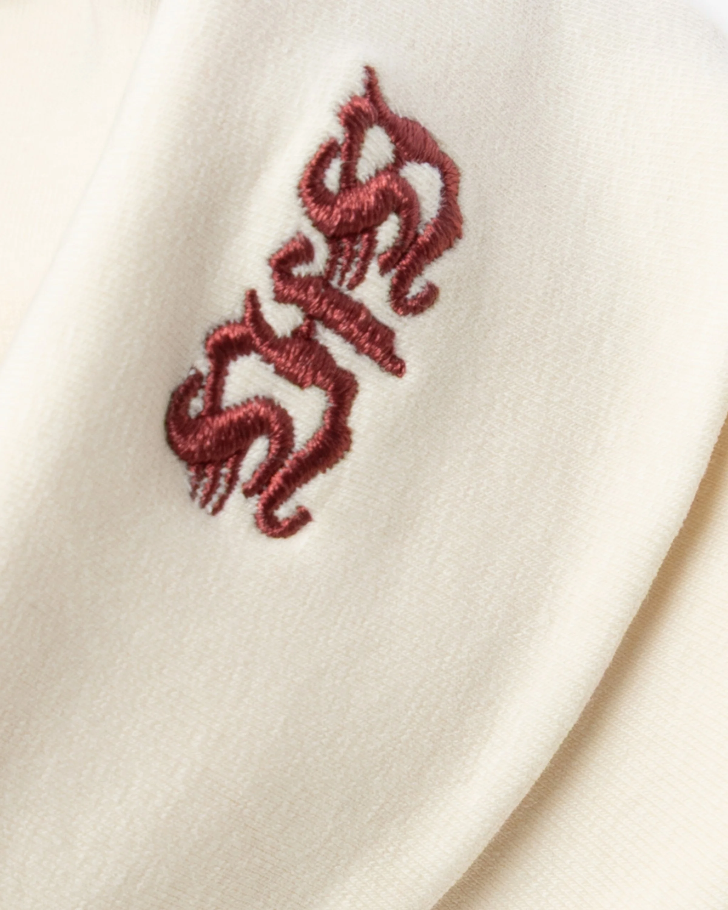 101_C26_Clubhouse_Turtleneck_cream_d.jpg