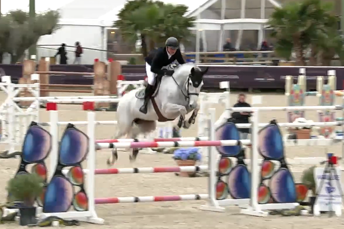 Ice Cream Mirabel E2k Horses.png