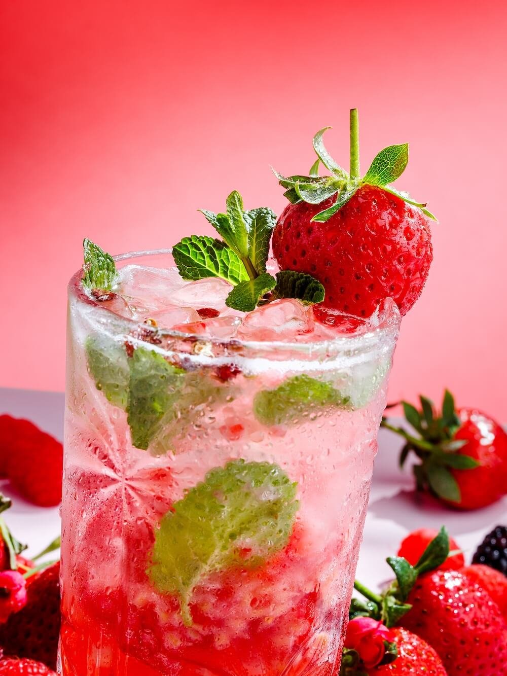 toca vida berry gin cocktail-2.jpg