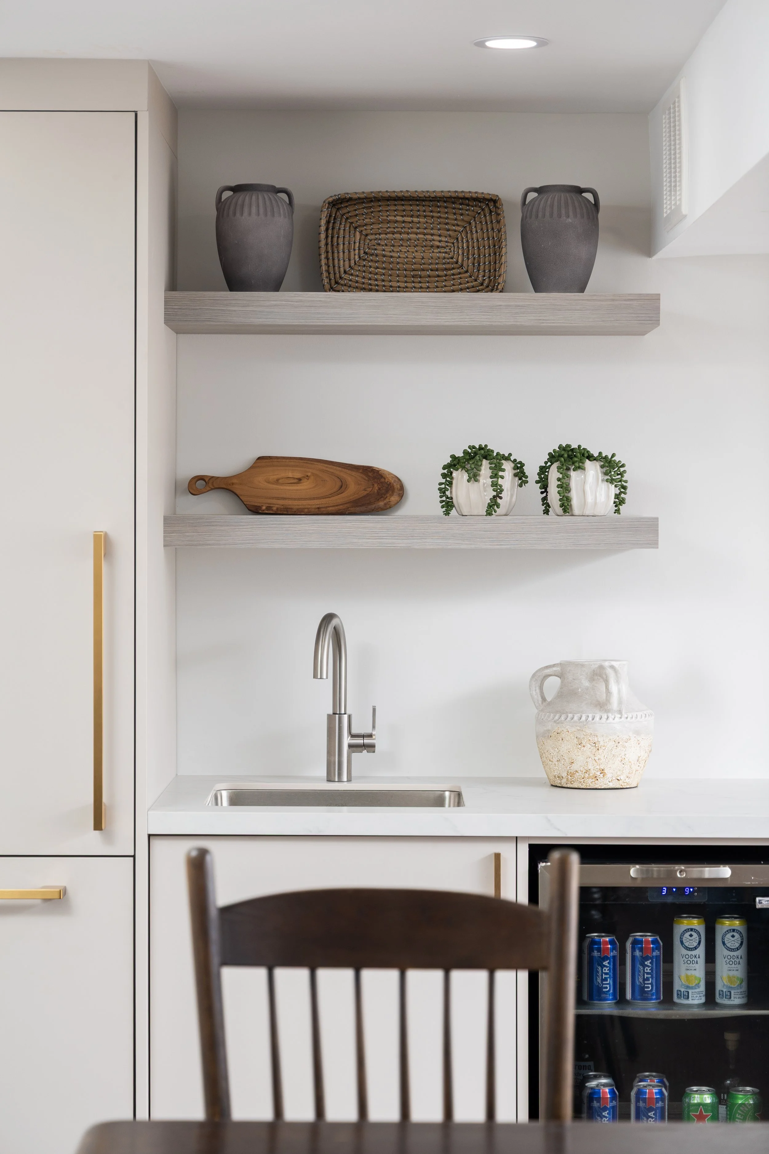 Jackie Glass - Bolton Basement Suite 5.jpg