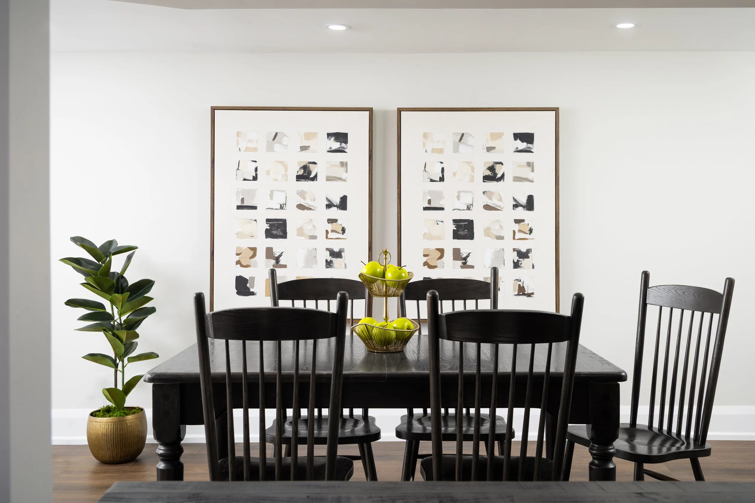 Jackie Glass - Bolton Basement Suite 7.jpg
