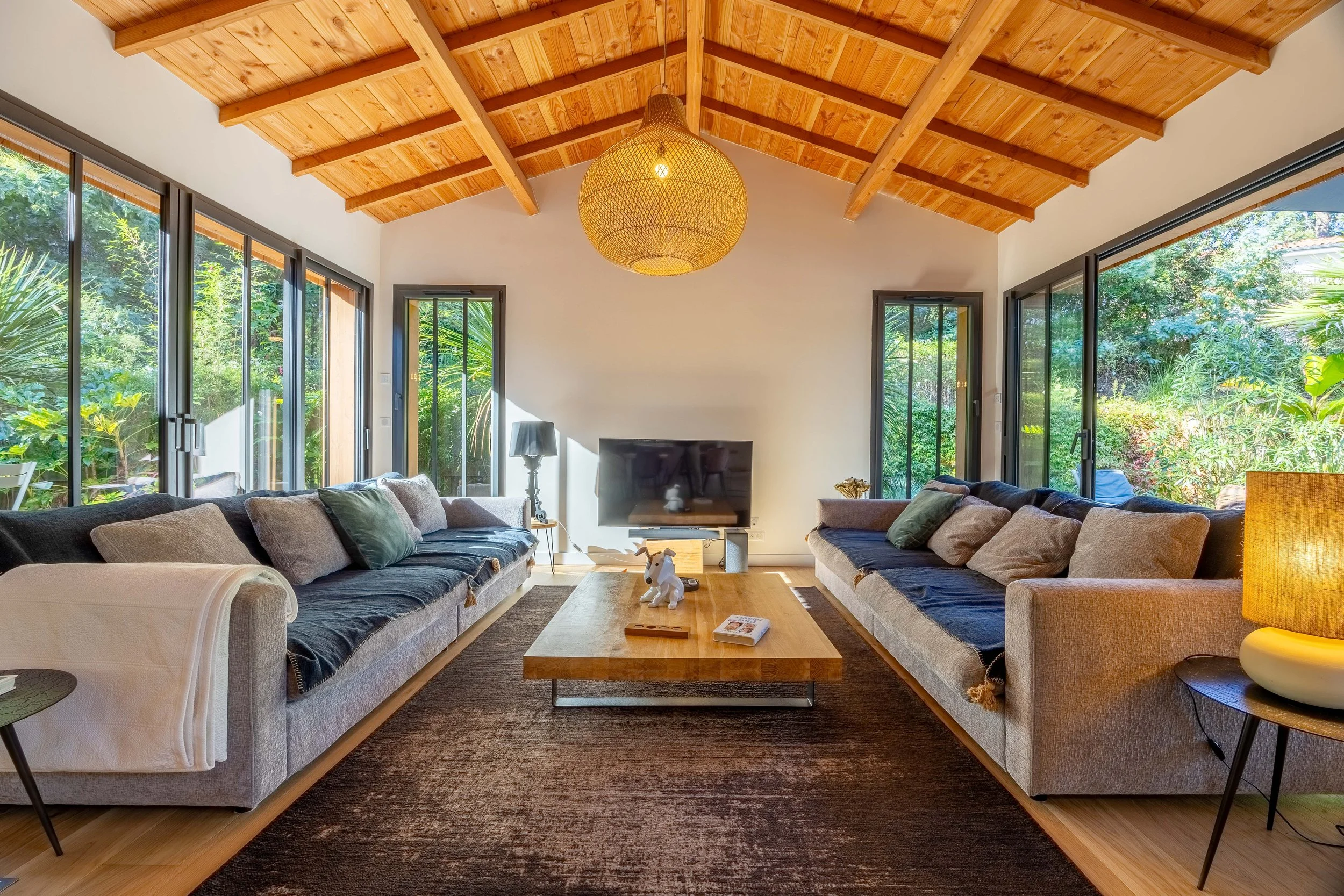 ET6A4590-HDR-01 octobre 2025-Studio-Hey.jpg