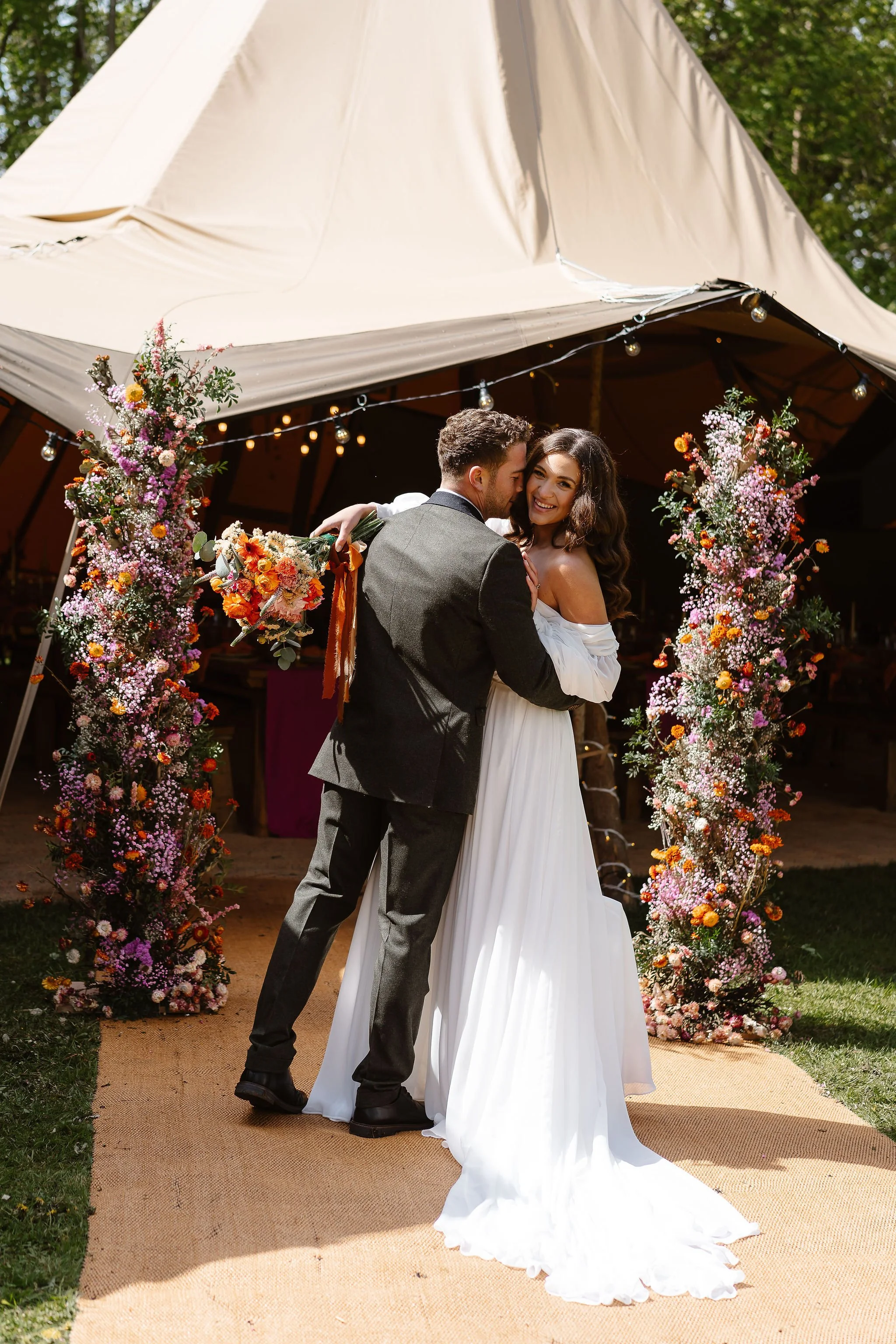 Colourful-Tipi-Wedding-Norfolk-Wedding-Venue-Hubbards-Farm-7.jpg