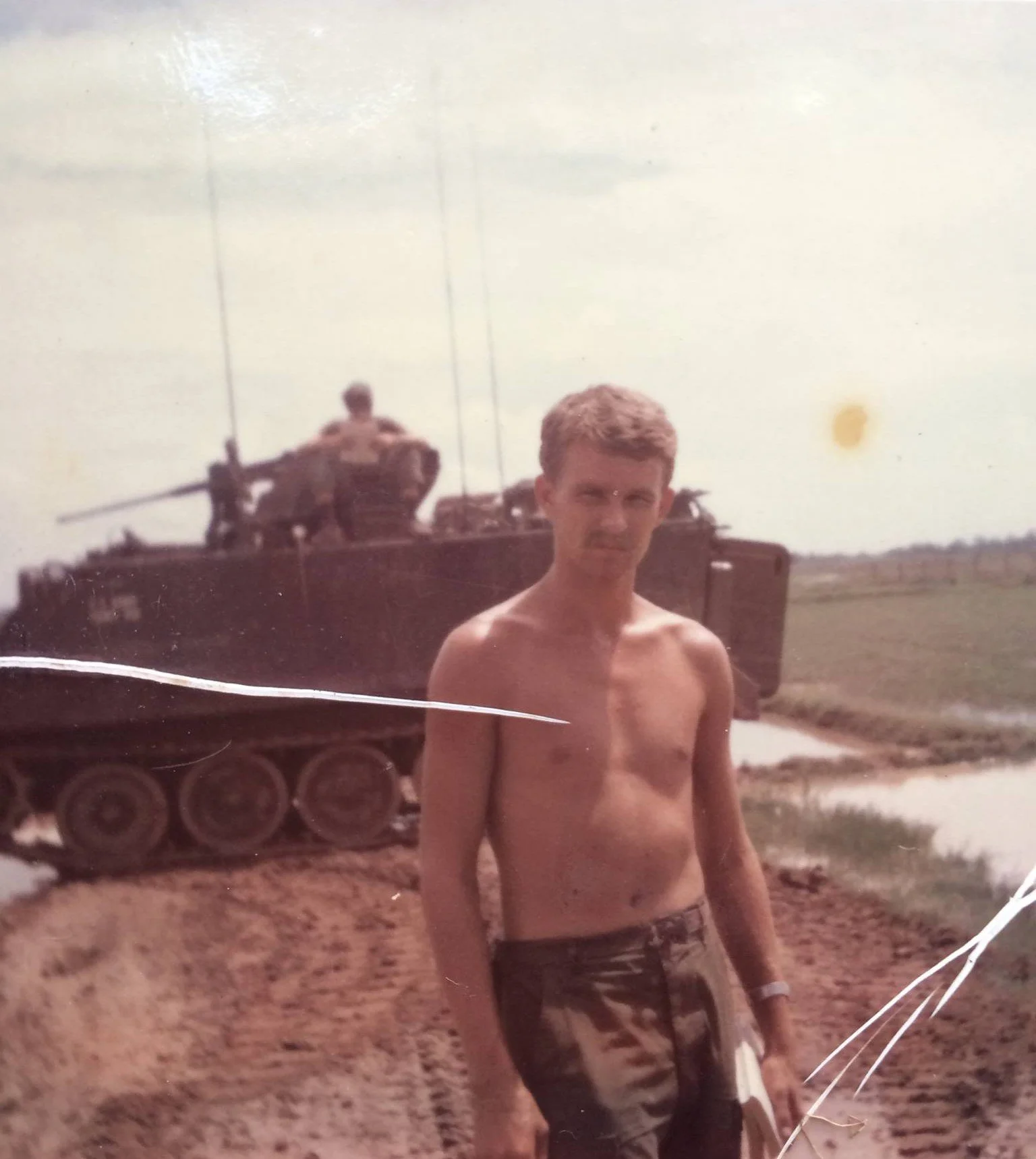 THE SUN SETS ON NUI BA DEN