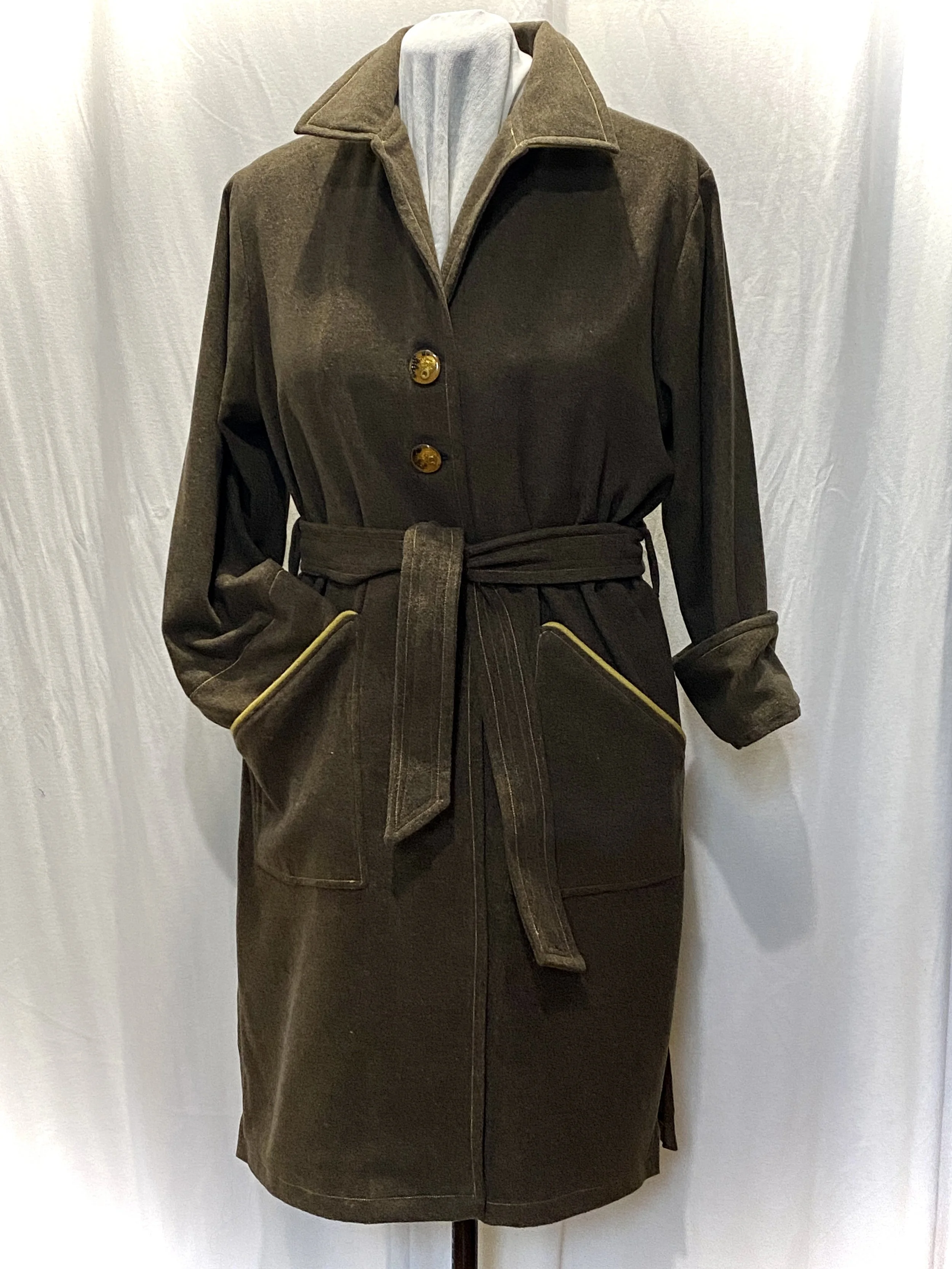 Moss Wool SIlk Coat front.jpg