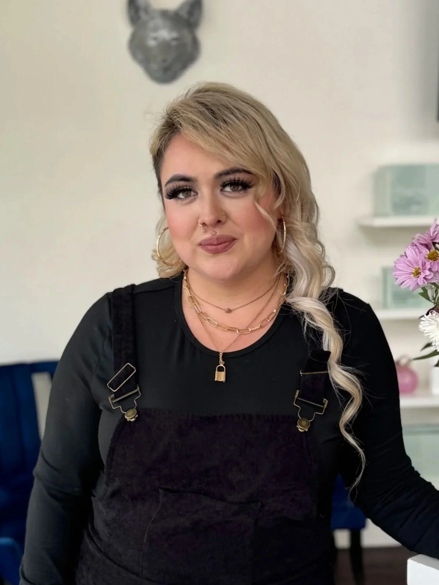 headshot of victoria nicholson