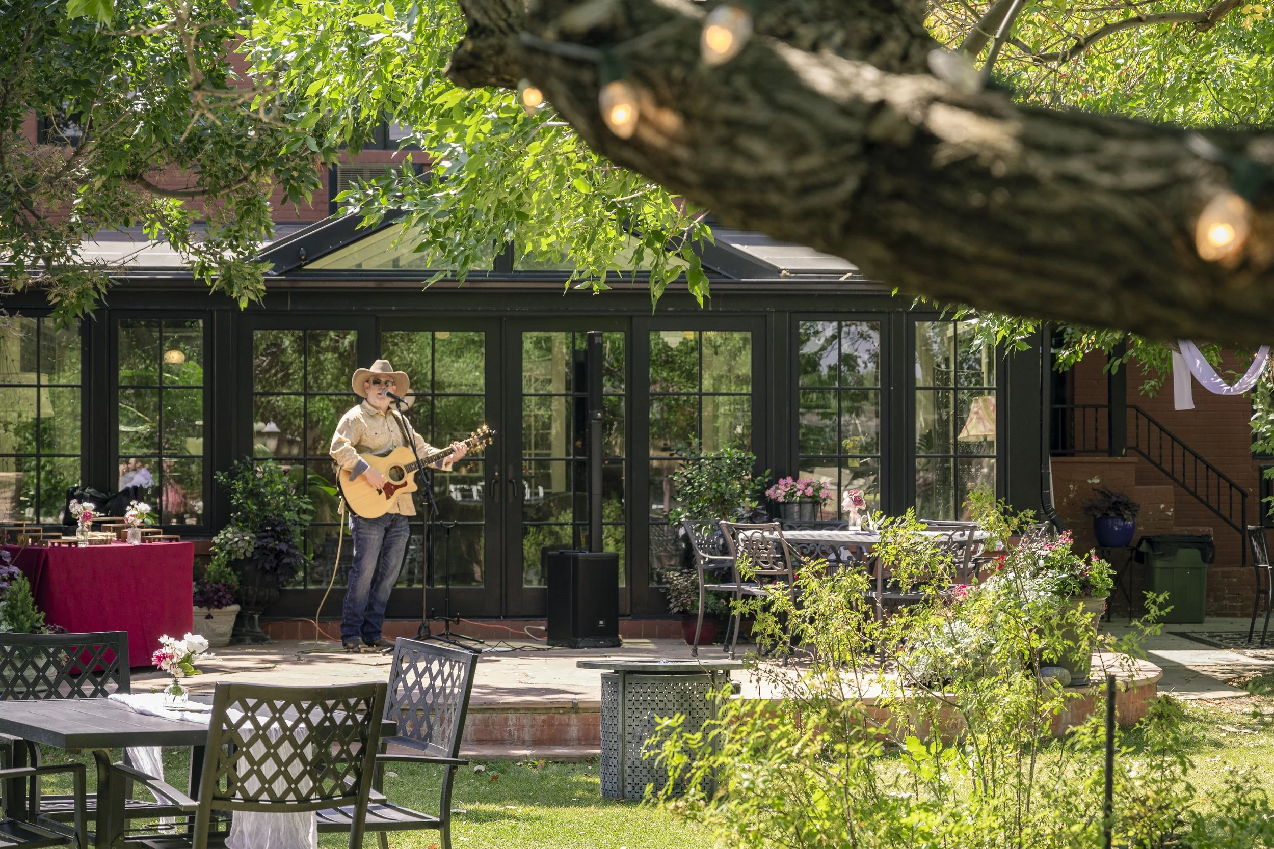 Zach+Hannah_WeddingCeremony-29 copy.jpg