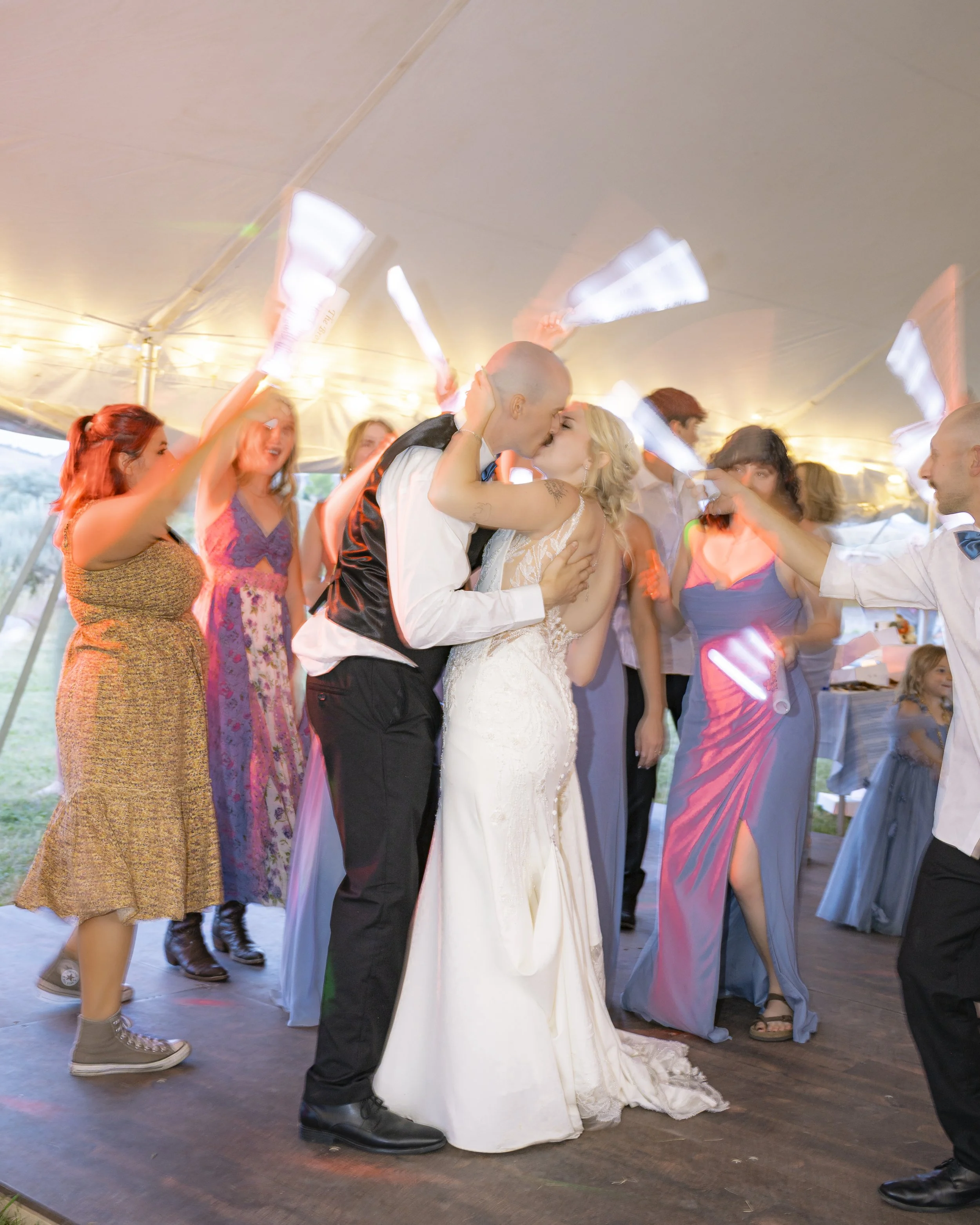 Caynen+Abby_WeddingSneakPeeks-205.jpg