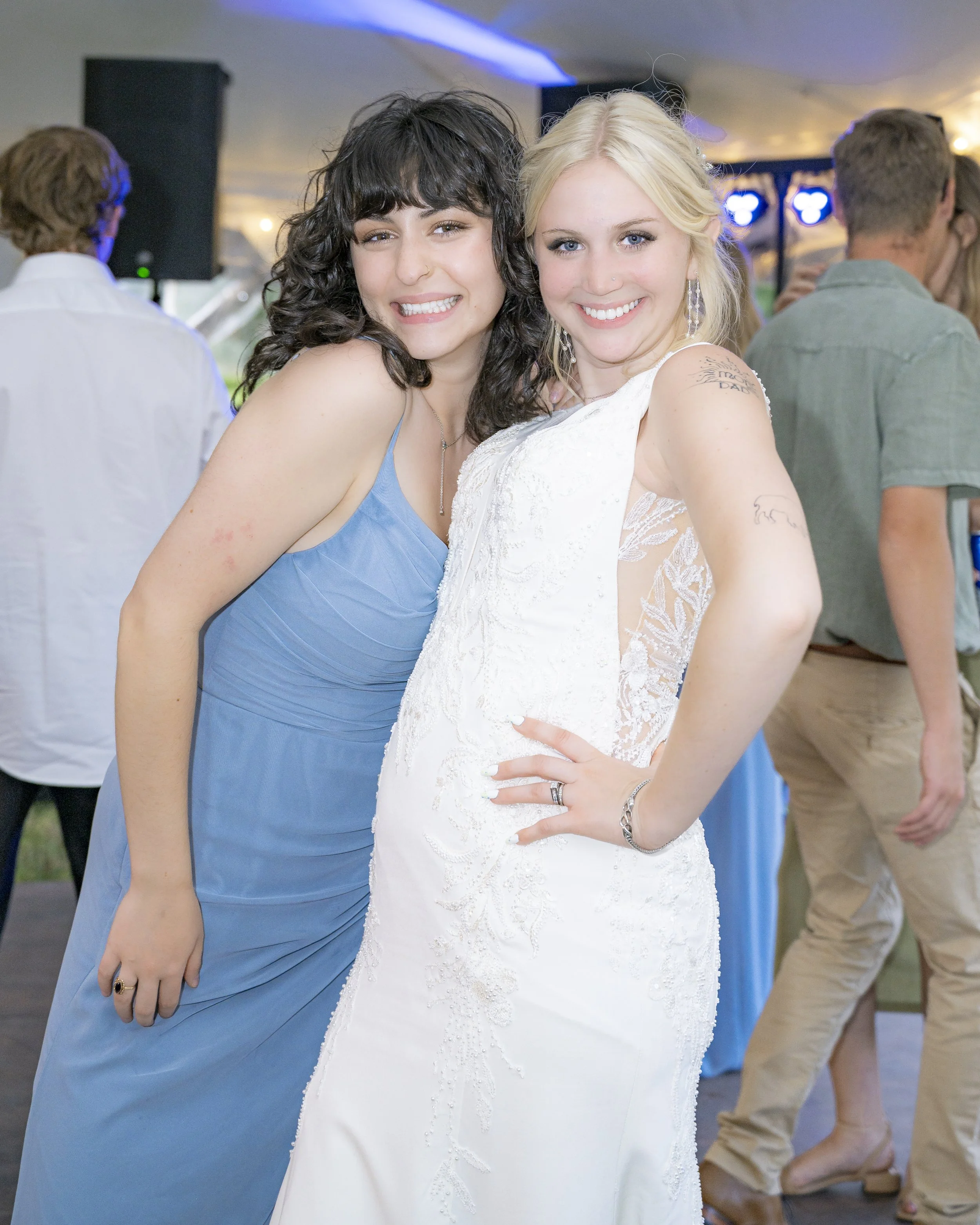 Caynen+Abby_WeddingSneakPeeks-197.jpg