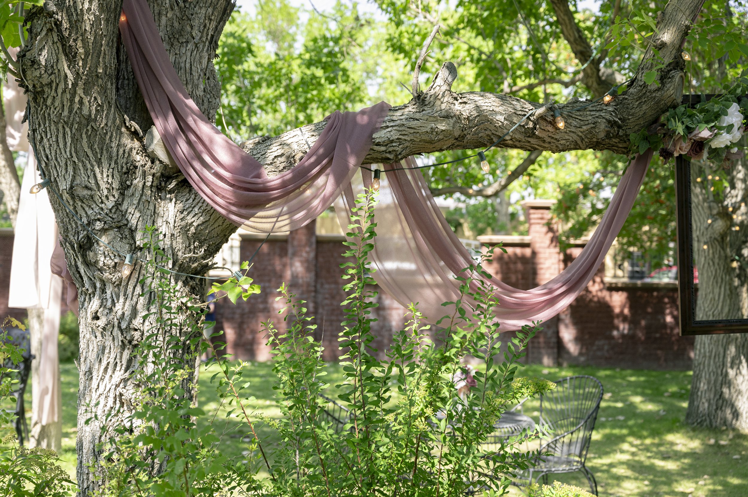 Zach+Hannah_WeddingCeremony-198 copy.jpg