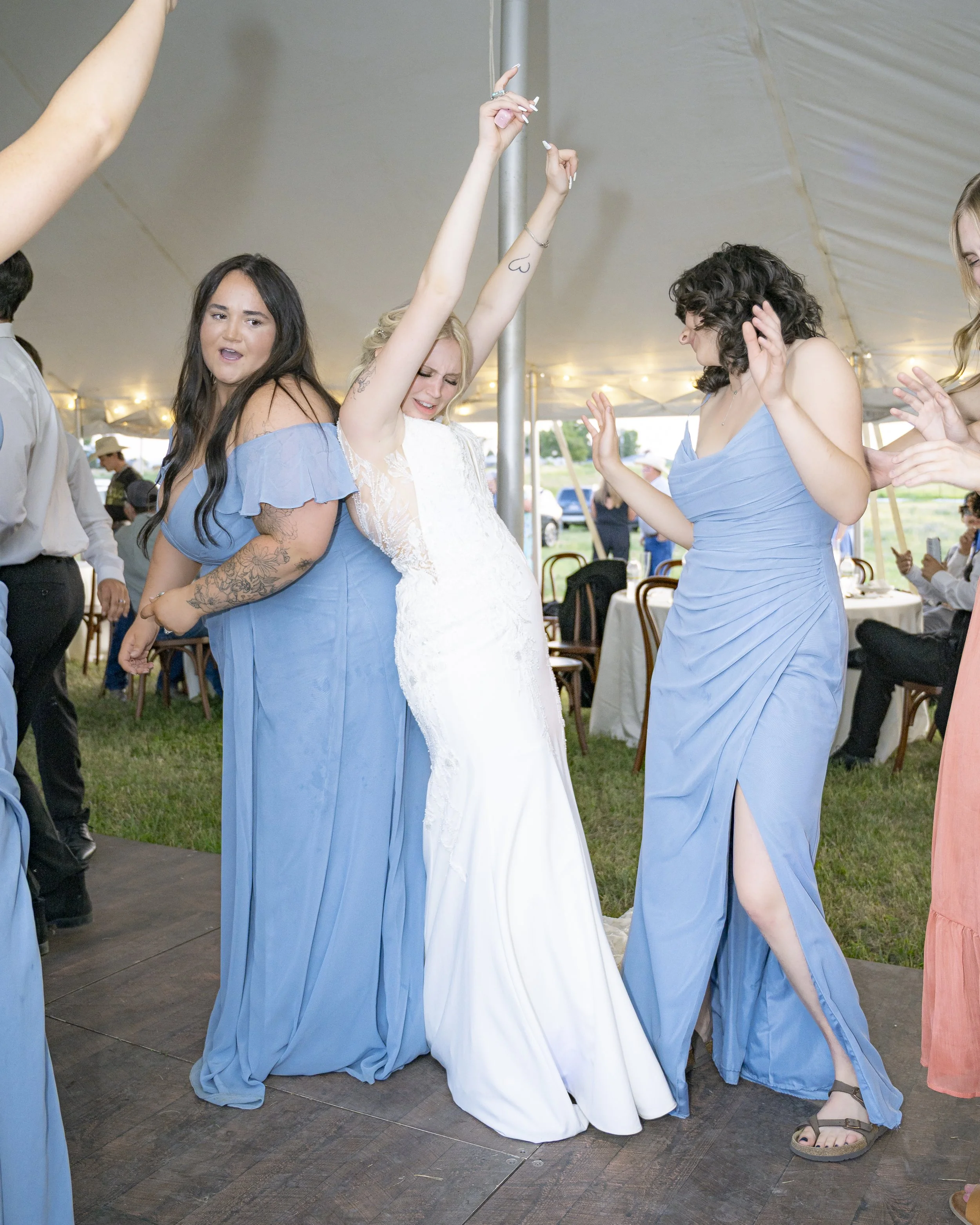Caynen+Abby_WeddingSneakPeeks-198.jpg