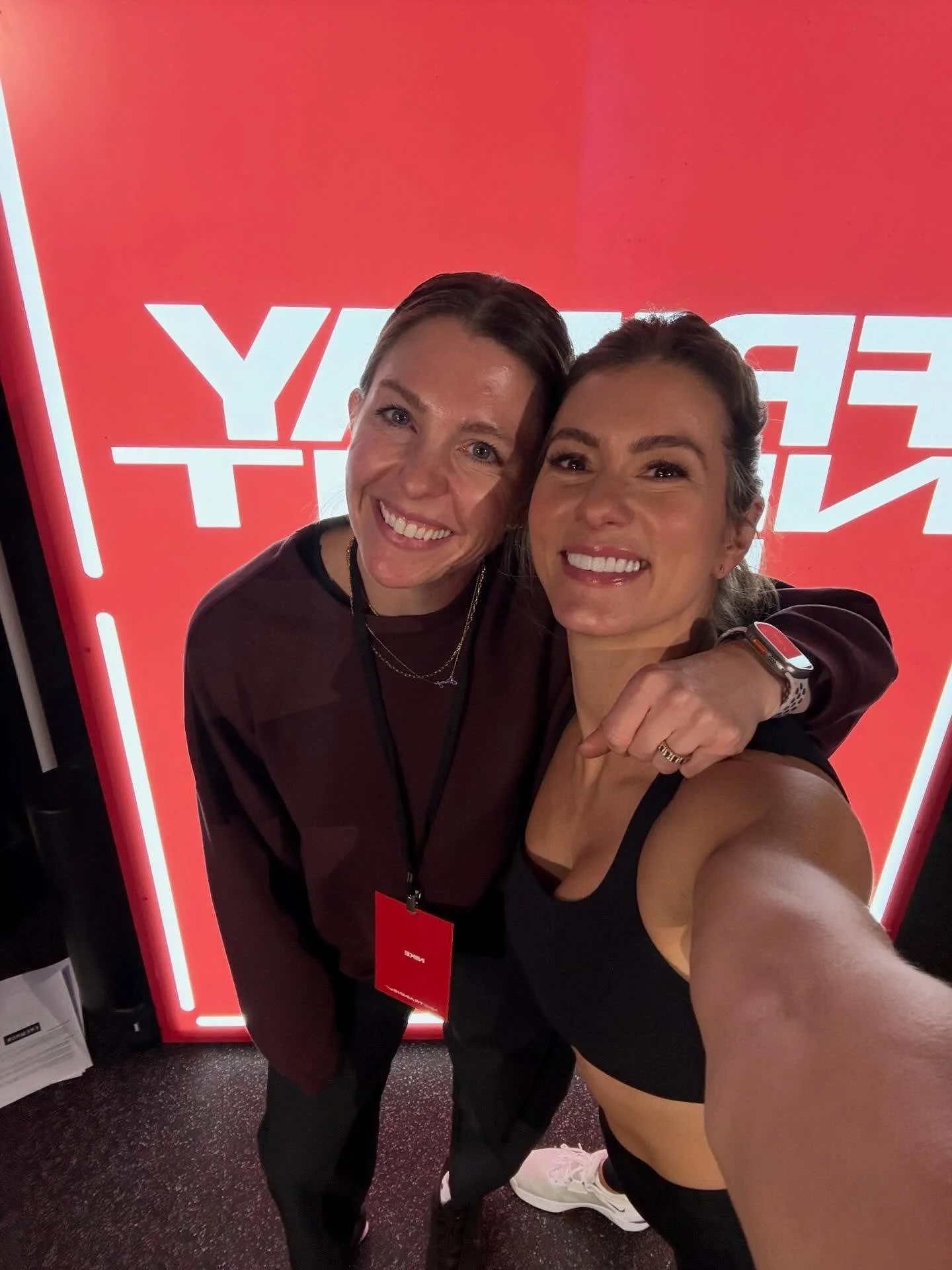 Friday Night Lift Club at @USCRECSPORTS

I could not be prouder to partner with @niketraining to bring LIFT CLUB to USC!!! 

Introducing strength training to people EARLIER in life is where l believe we must place more of our efforts as leaders in he