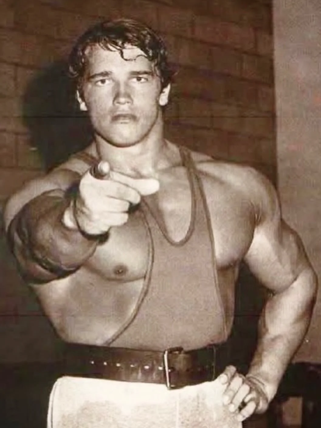 You don&rsquo;t need a better resolution. 
You need a better support system. You need to be able to turn off your brain and show up.

You need the Pump Club.

We are the *only* app that will give you half of your money back just for completing a prog