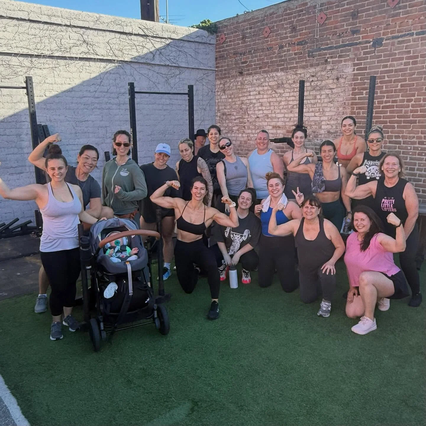 Death by glute bridges. 😂

I was very impressed by you girls today. So many 💡&rsquo;s + breakthroughs and it&rsquo;s clear that a deeper connection to your body is coming to the forefront. 

Plus&hellip; I&rsquo;ve never seen so many women lifting 