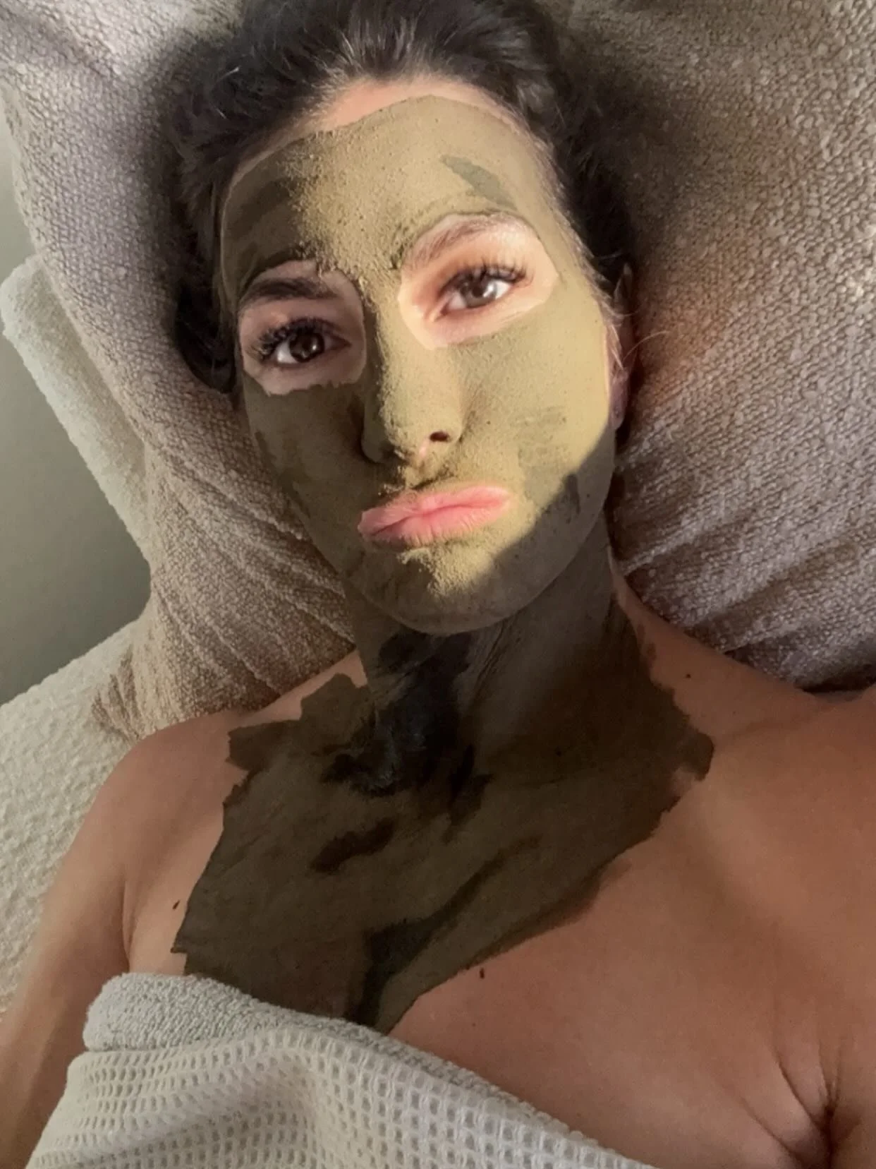 Can you see the difference?

I&rsquo;m in my feels today and wanted to show you this. 

This first picture is me taking care of myself. 
In on Saturday nights, real food lunches during my week, cutting out people I no longer feel good with, alcohol u