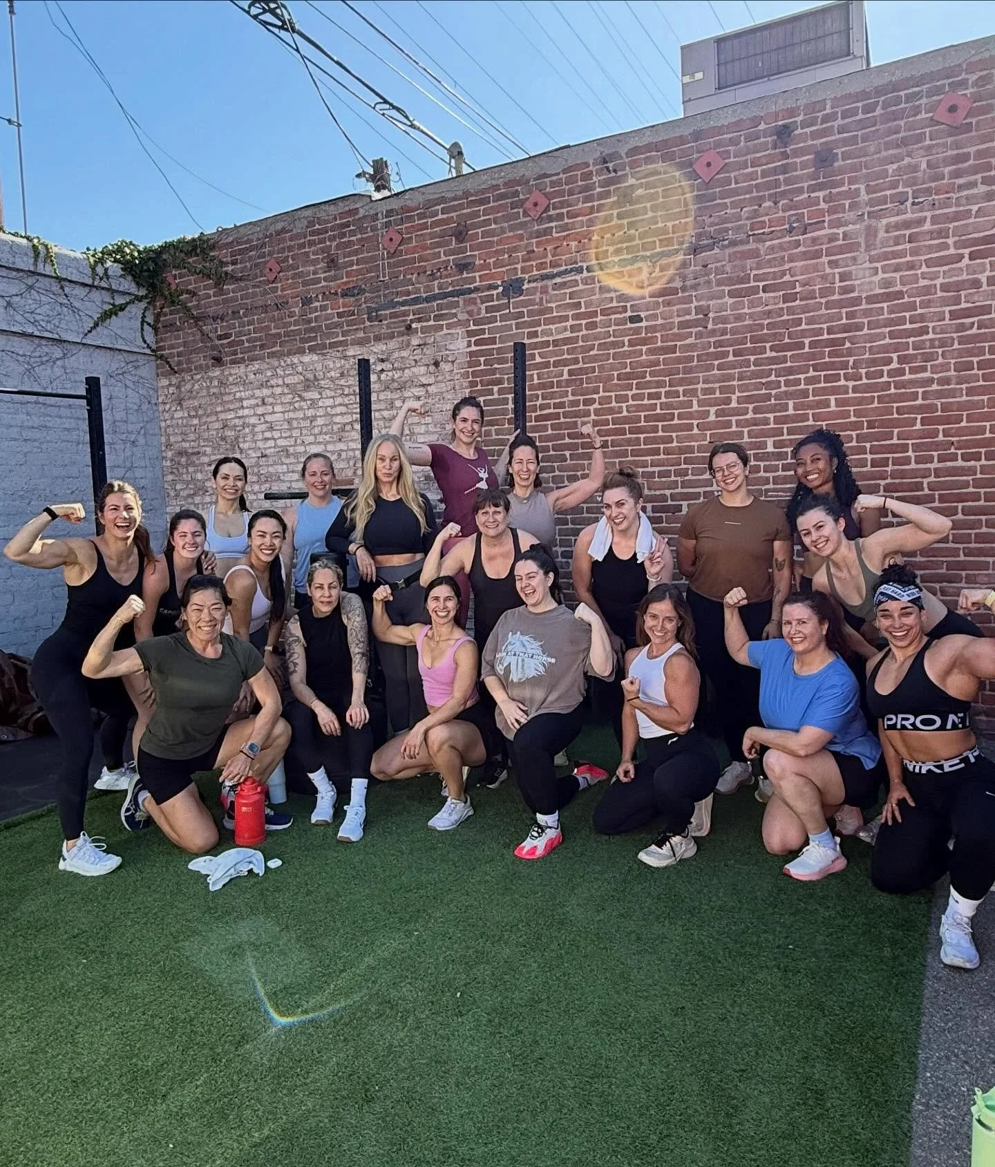 Overheard Lift Club: 

&ldquo;This is my month. I&rsquo;m ready to push it!&rdquo;

Talk about the summer of STRONG. 

We just locked in one of our best months, not only in progression of strength and position&hellip; But in having newcomers join us 