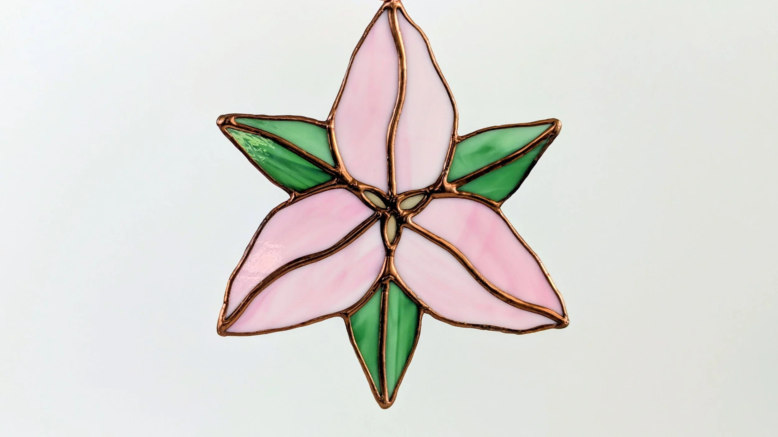 trillium pink hanging horizontal.jpg