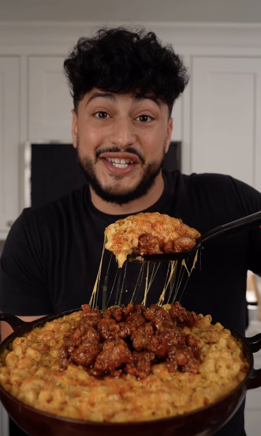 HONEY BBQ CHICKEN MAC N CHEESE