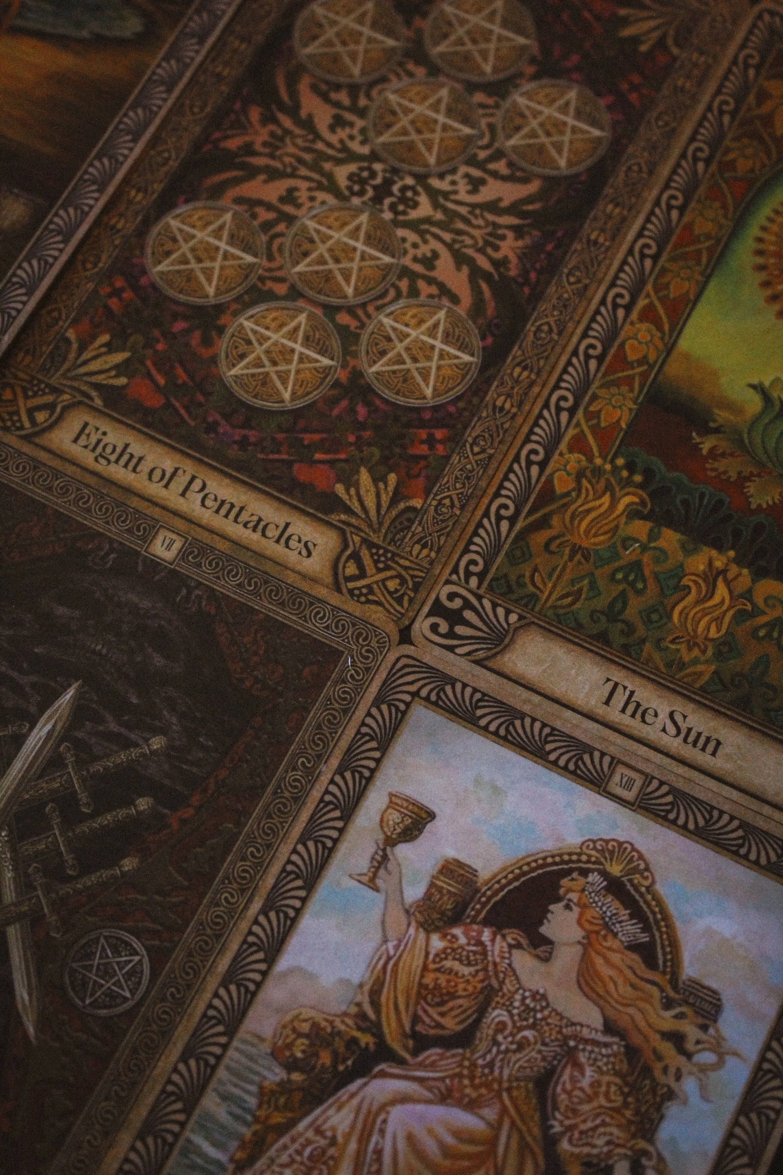 Close up of card borders