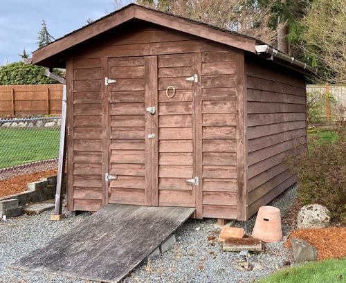  shed before makeover 