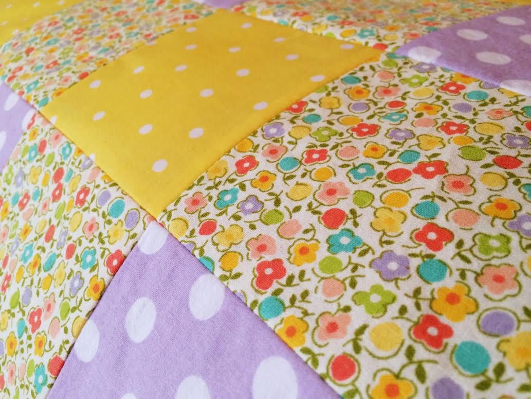 sunflower quilt - 6 squares nursery Fabric