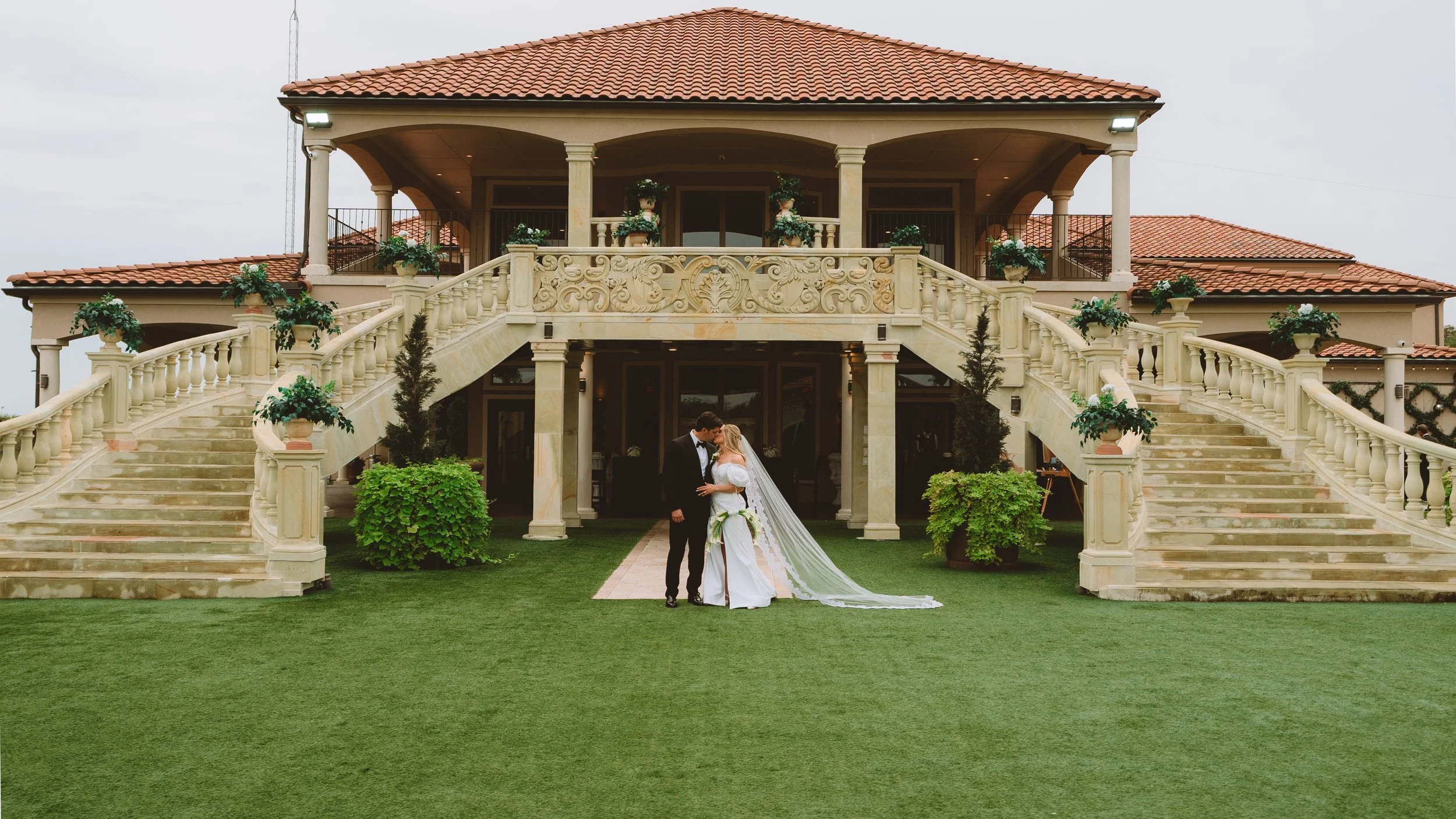 @fambofilms | 10.24.25 | Crystal x Brandon Wedding-226.jpg