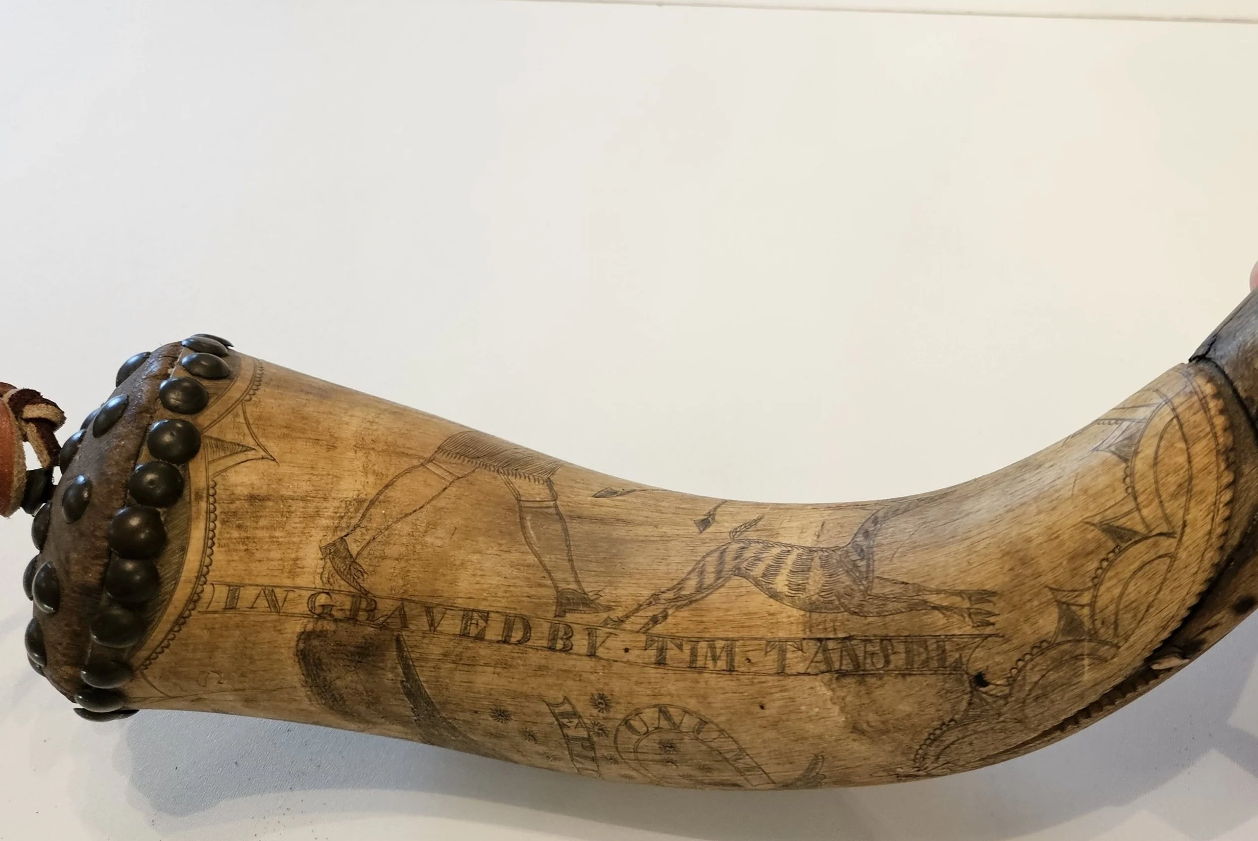 A Rare Inscription on a Tim Tansel Powder Horn ©