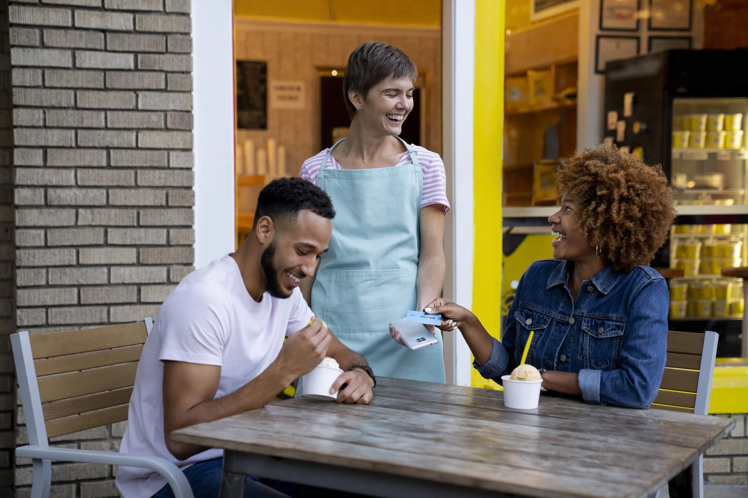 TapOnMobile_Discover_IceCream_1143_v3_RGB.jpg