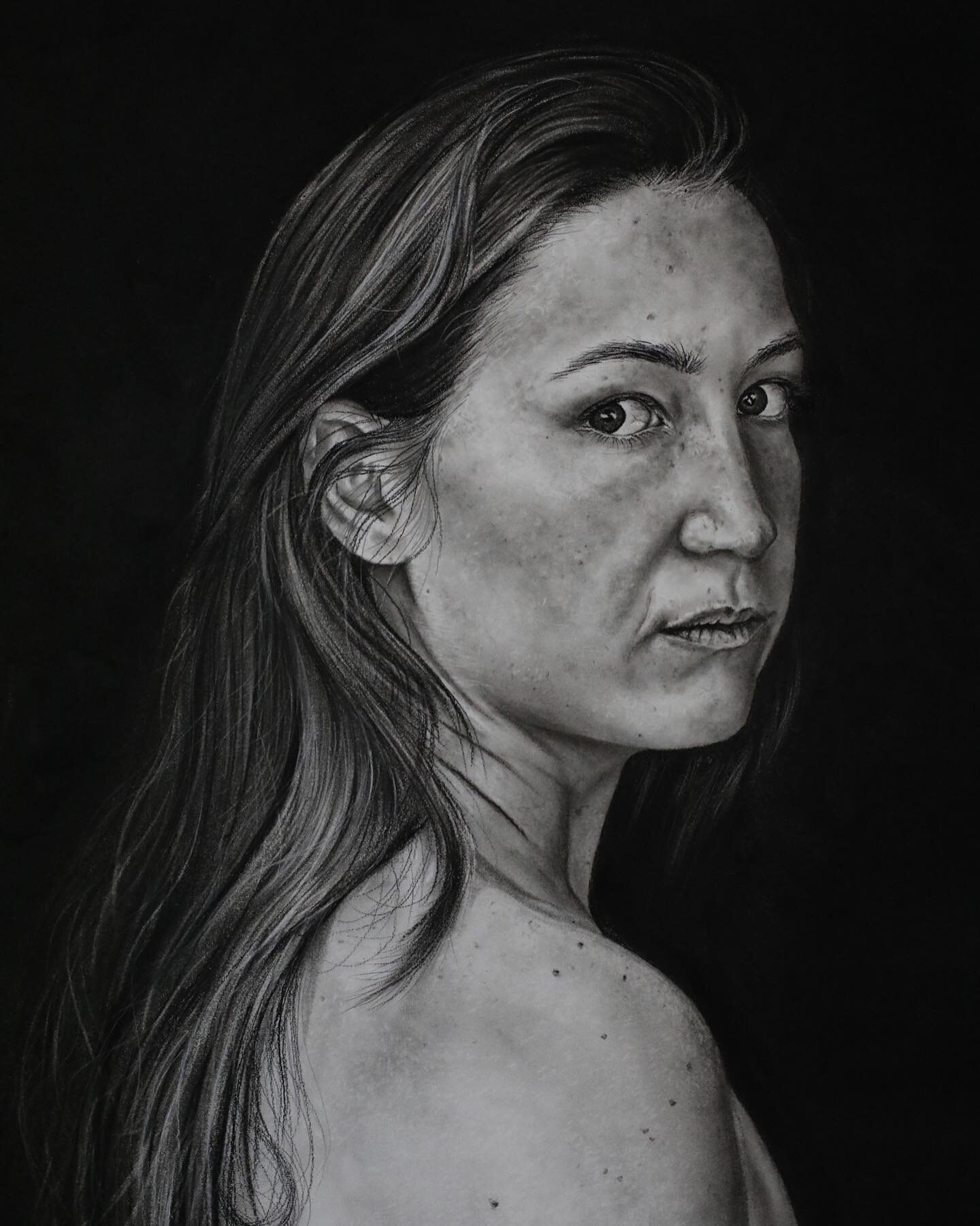 &lsquo;Self Portrait&rsquo;

In the newest series of &lsquo;Larger than life&rsquo; 

The true essence of one&rsquo;s natural self. #thisisme 

#selfportrait #charcoal #newartwork #blackandwhite #thisisme