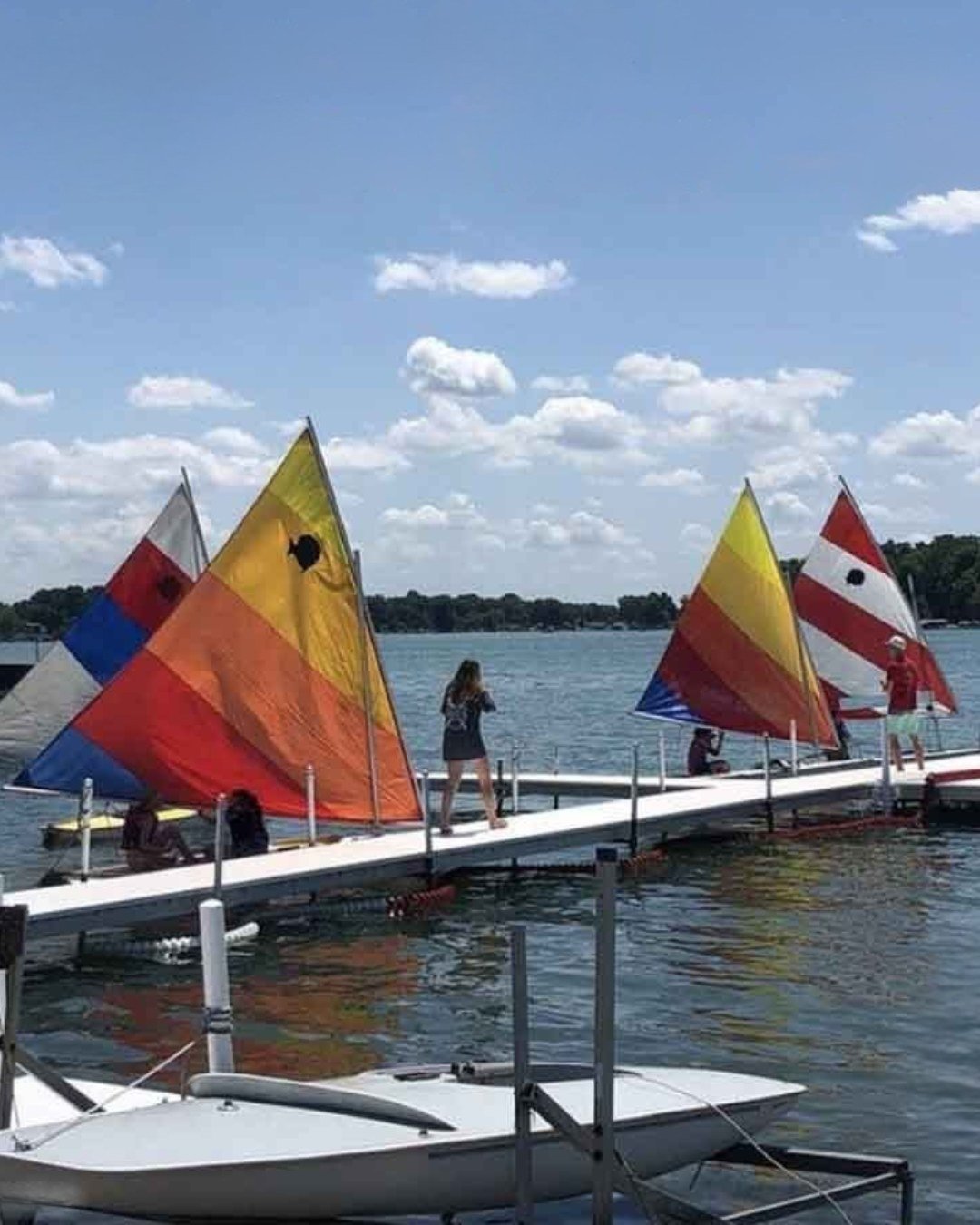 Counting down to dock days and sailboat season on Diamond Lake. ⛵️☀️

#DiamondLake #DLACommunity #LakeLife