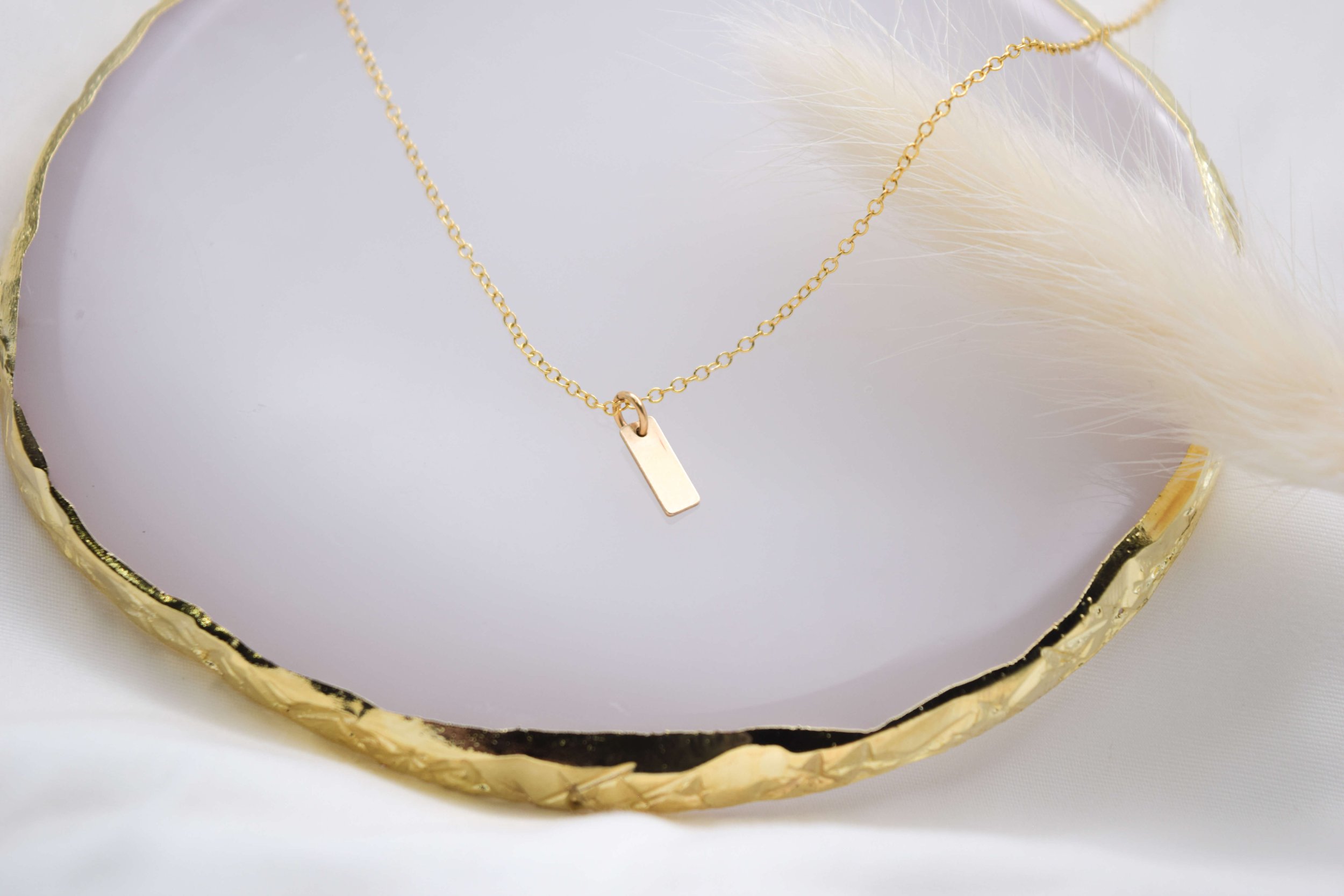 Tag Pendant Choker Necklace