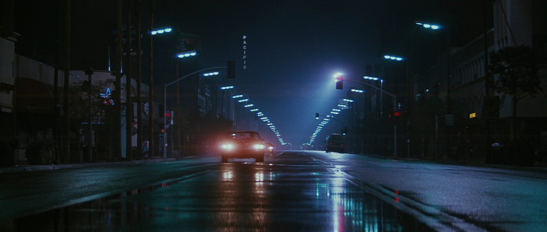 34 - Pulp Fiction.jpg